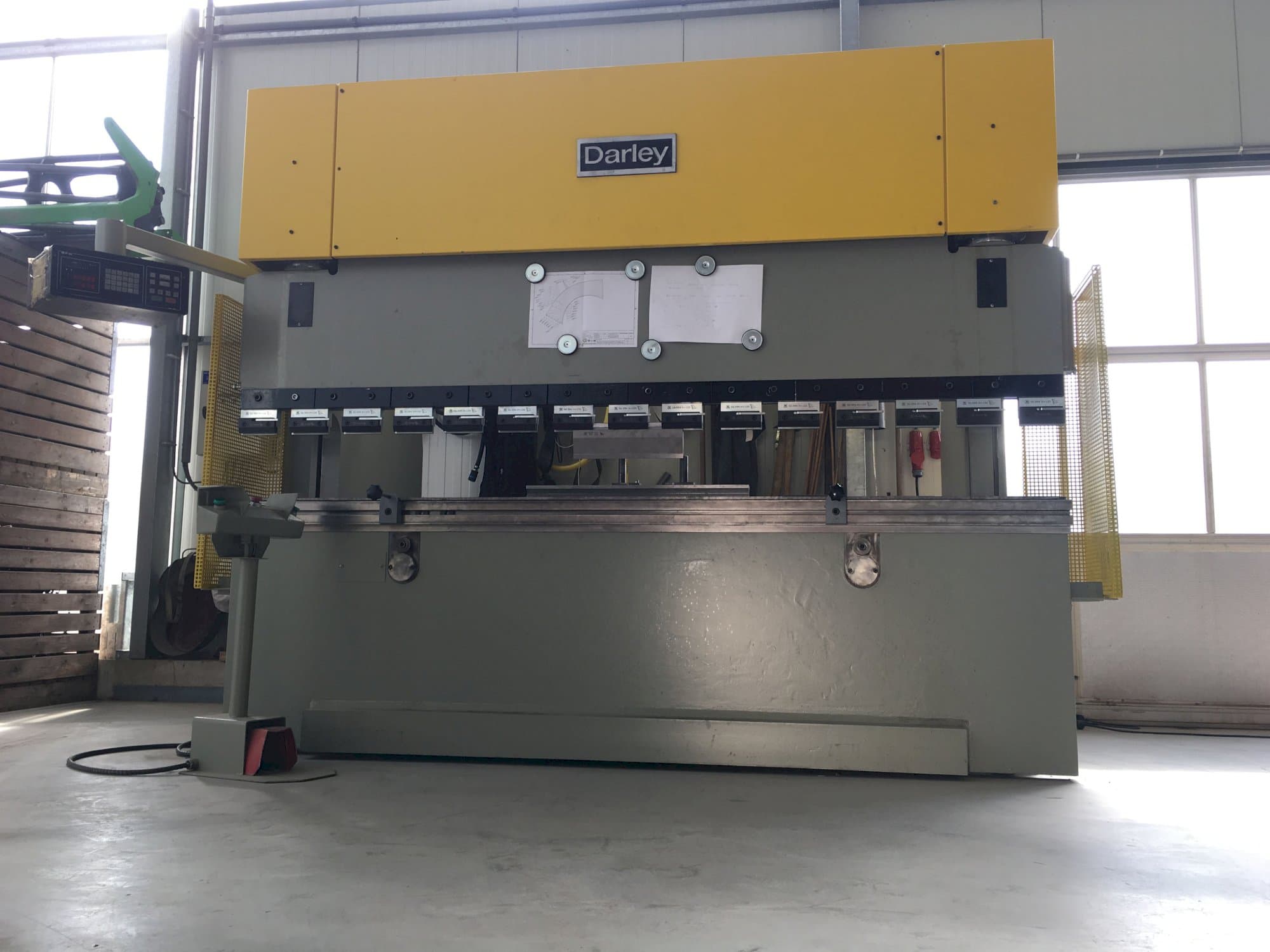 Darley-maskinen framifrånEHP 150 31/25