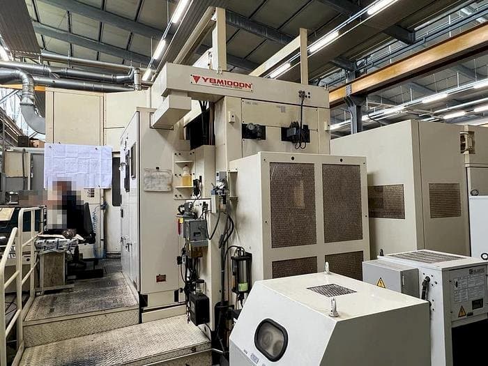 YASDA YBM 1000N-maskinen framifrån