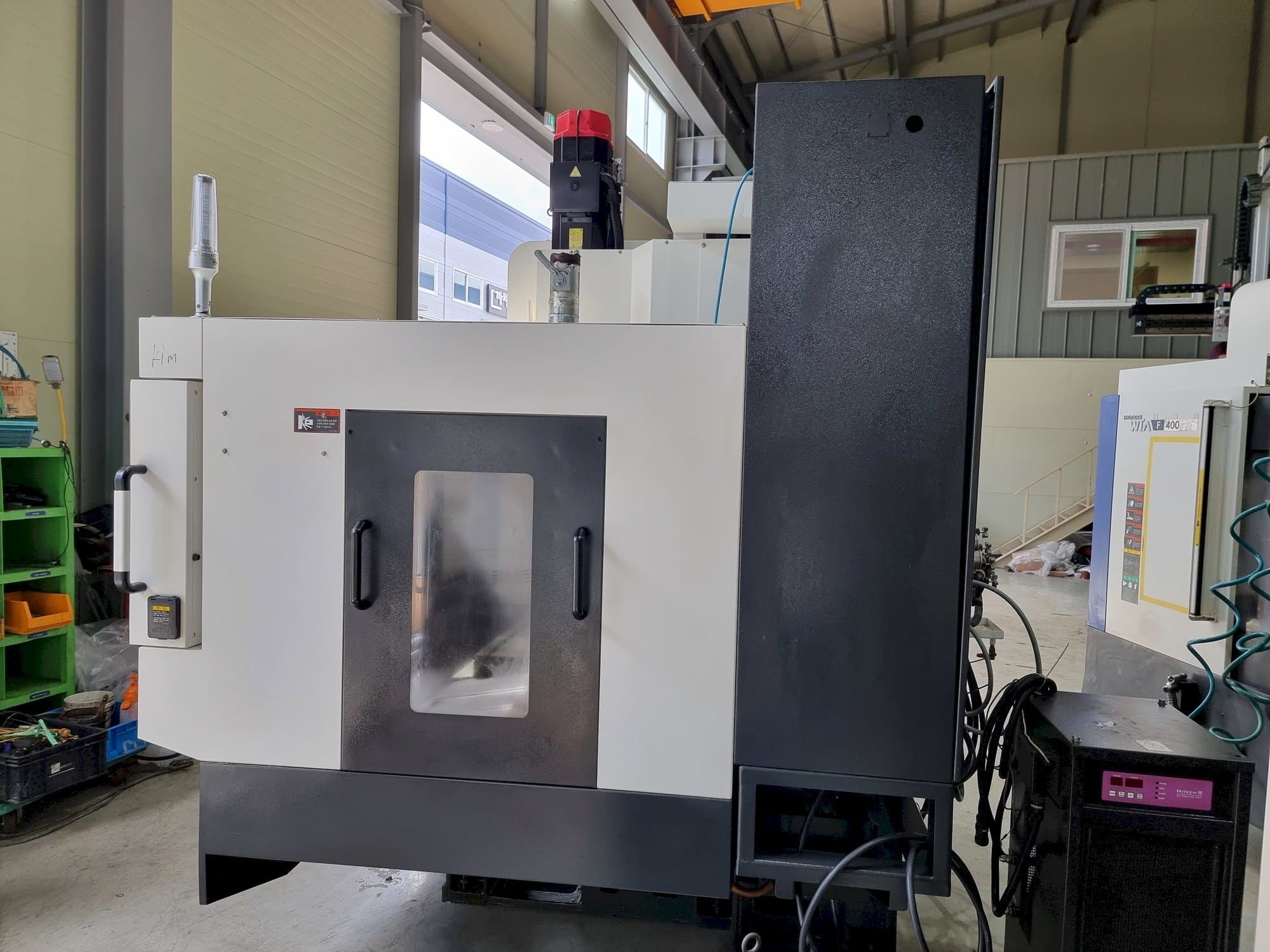 Hyundai Wia F400-maskinen framifrån