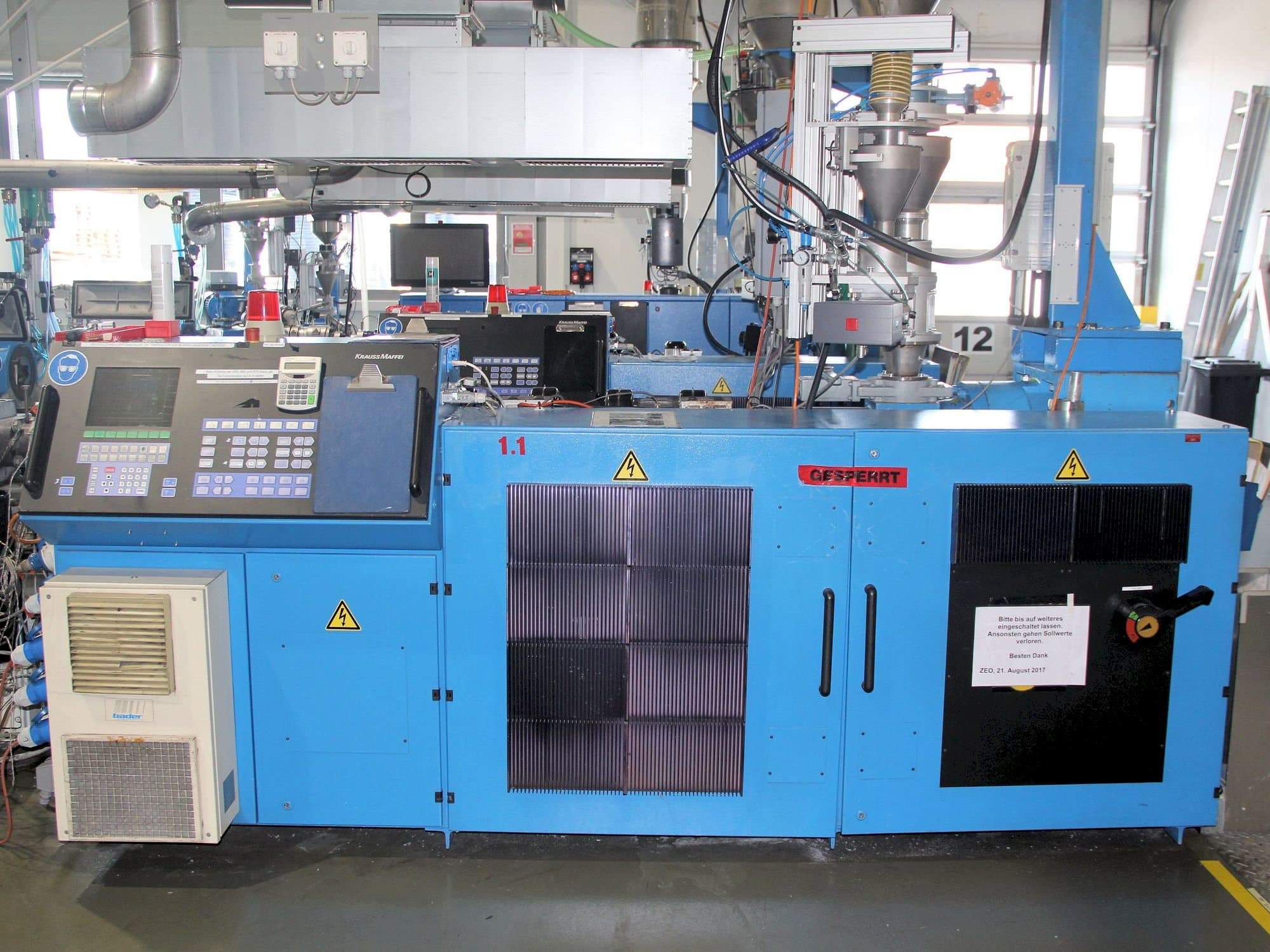 Krauss Maffei KME 1-75-30 B-maskinen framifrån