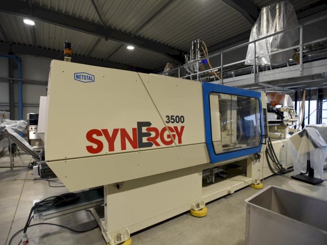 Netstal SynErgy 3500-1700-maskinen framifrån
