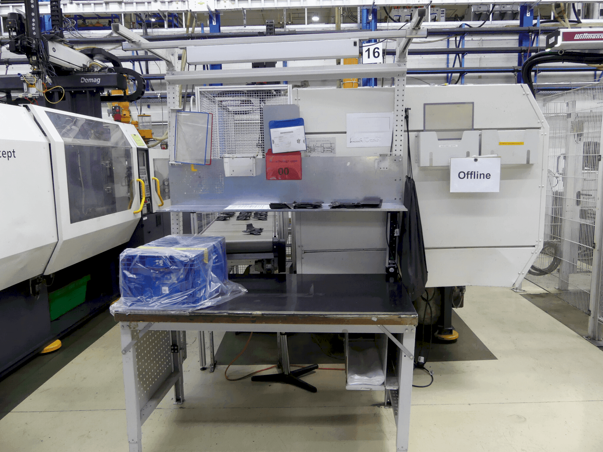 DEMAG Ergo-Tech 250-1450-maskinen framifrån