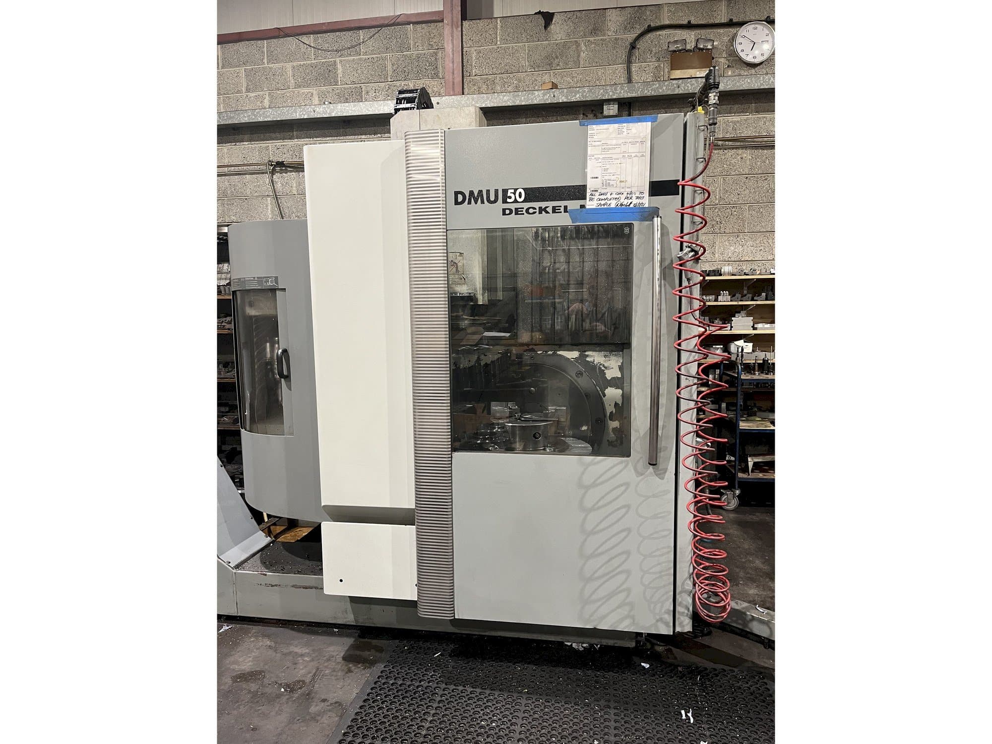 DECKEL MAHO DMU 50-maskinen framifrån