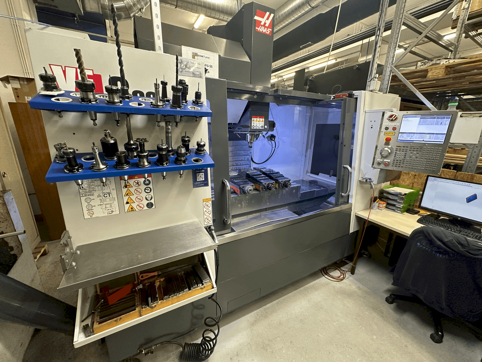 HAAS VF-3SS-maskinen framifrån