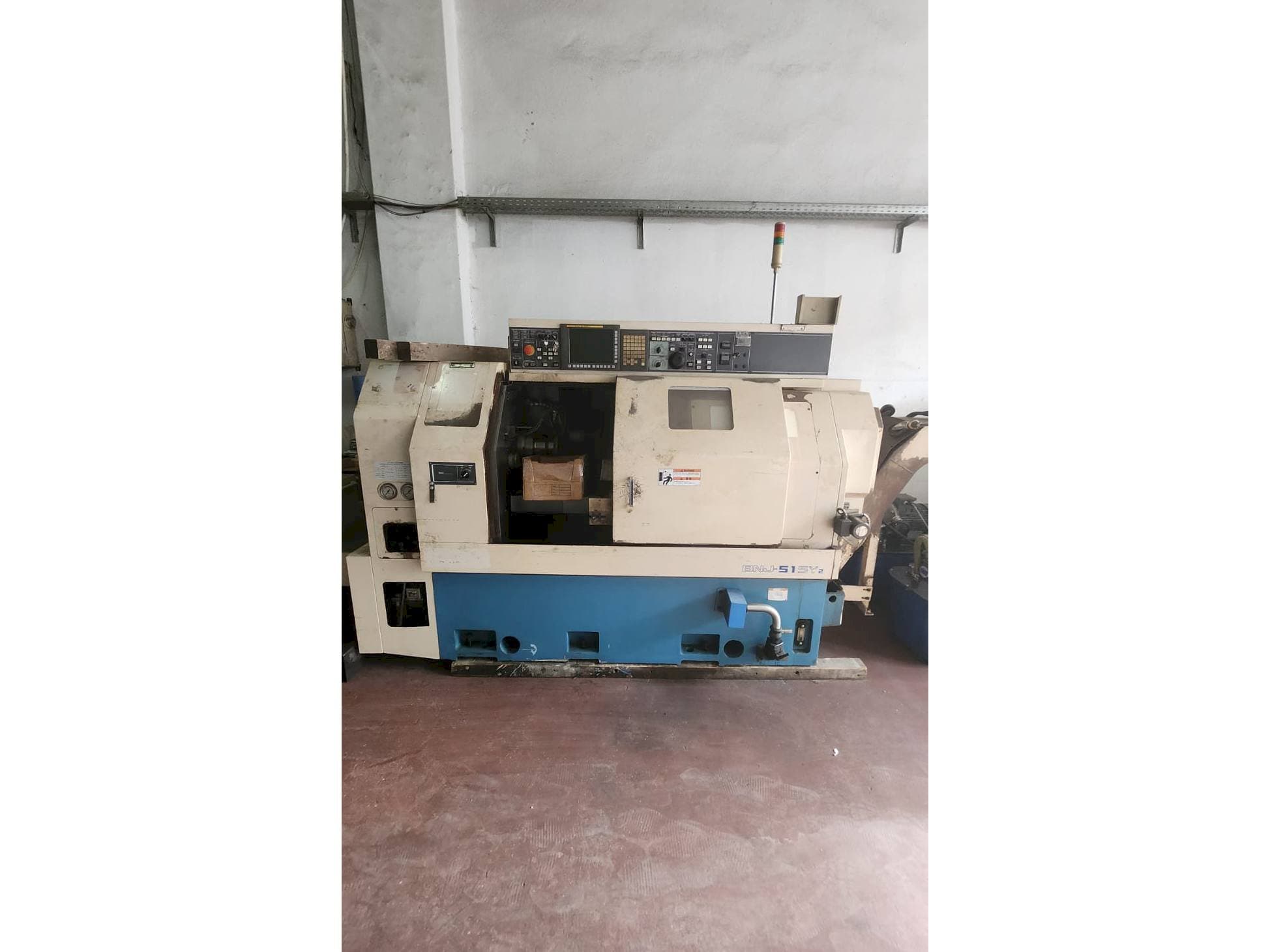 Miyano BNJ 42 SY-maskinen framifrån