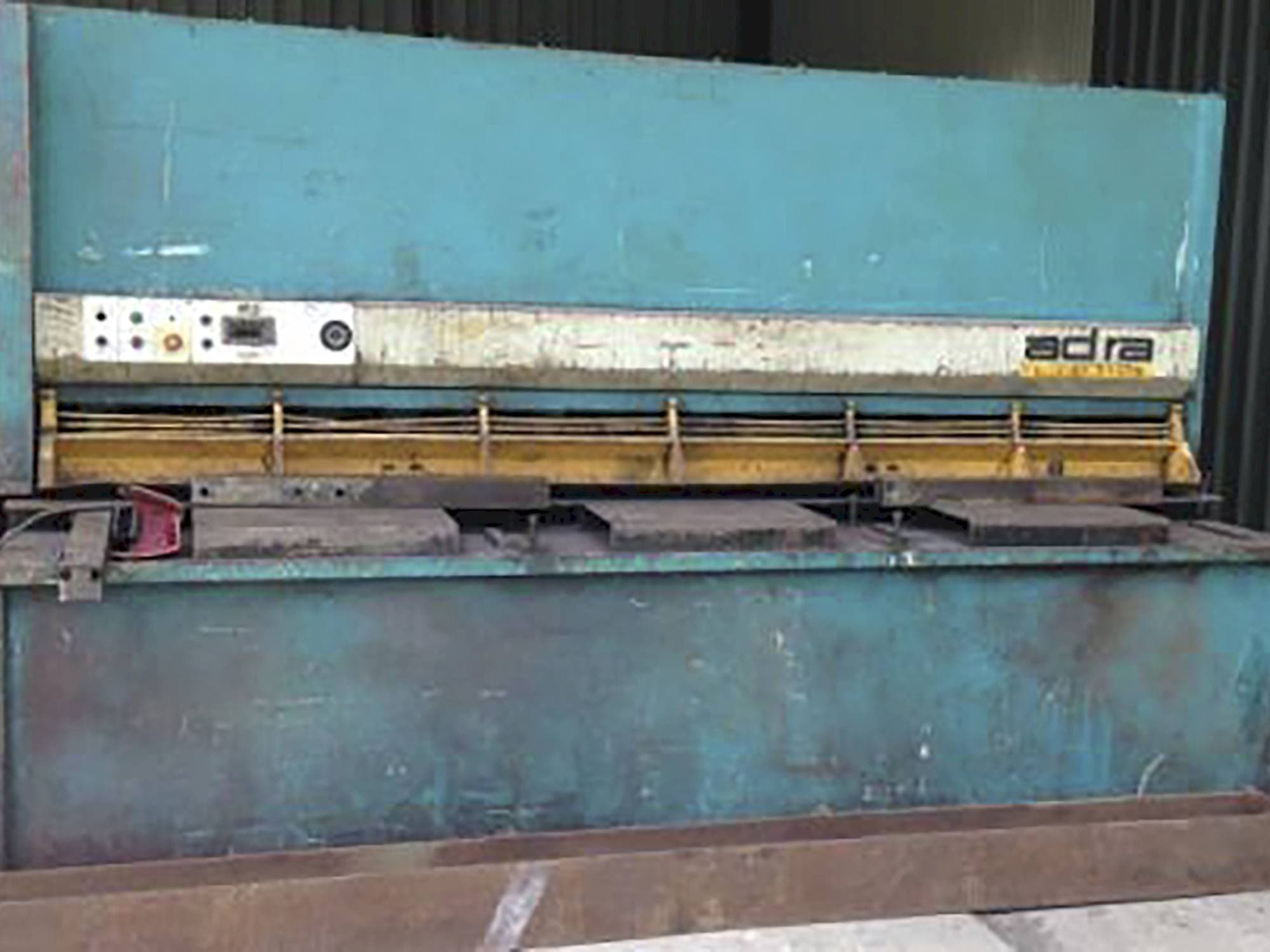 ADIRA-maskinen framifrånGHS-1630