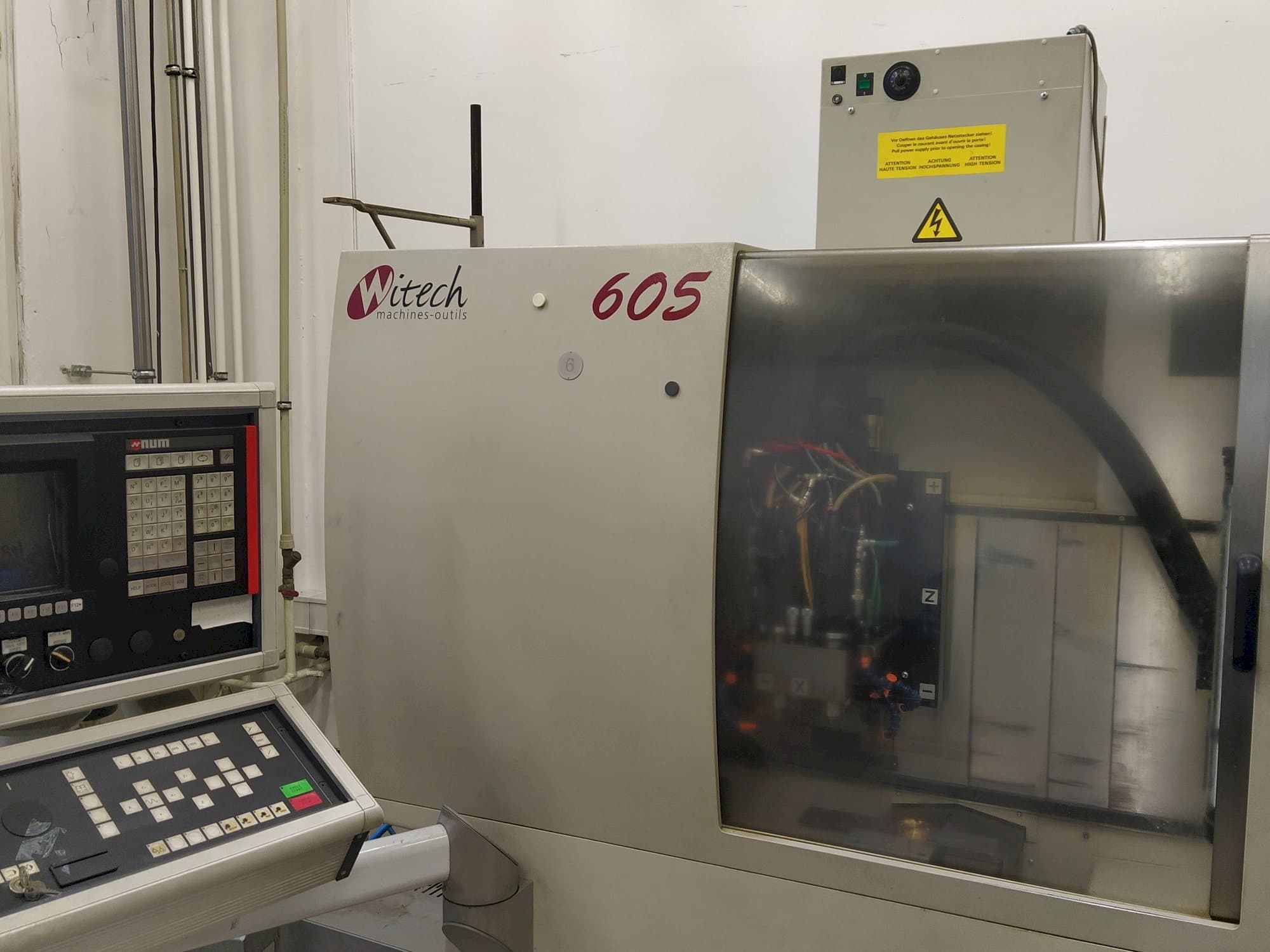 Witech 605-maskinen framifrån