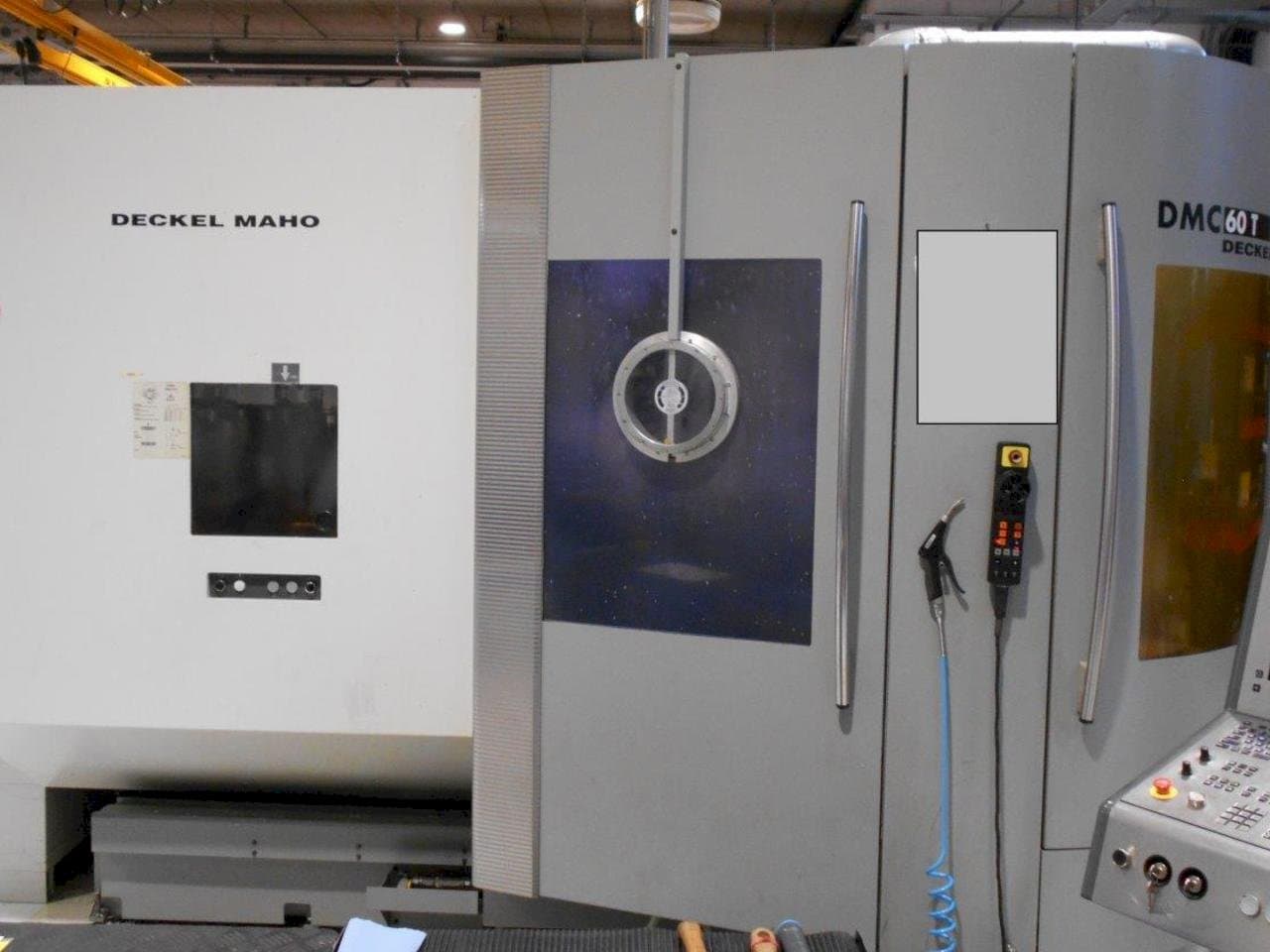 DECKEL MAHO DMC 60T-maskinen framifrån