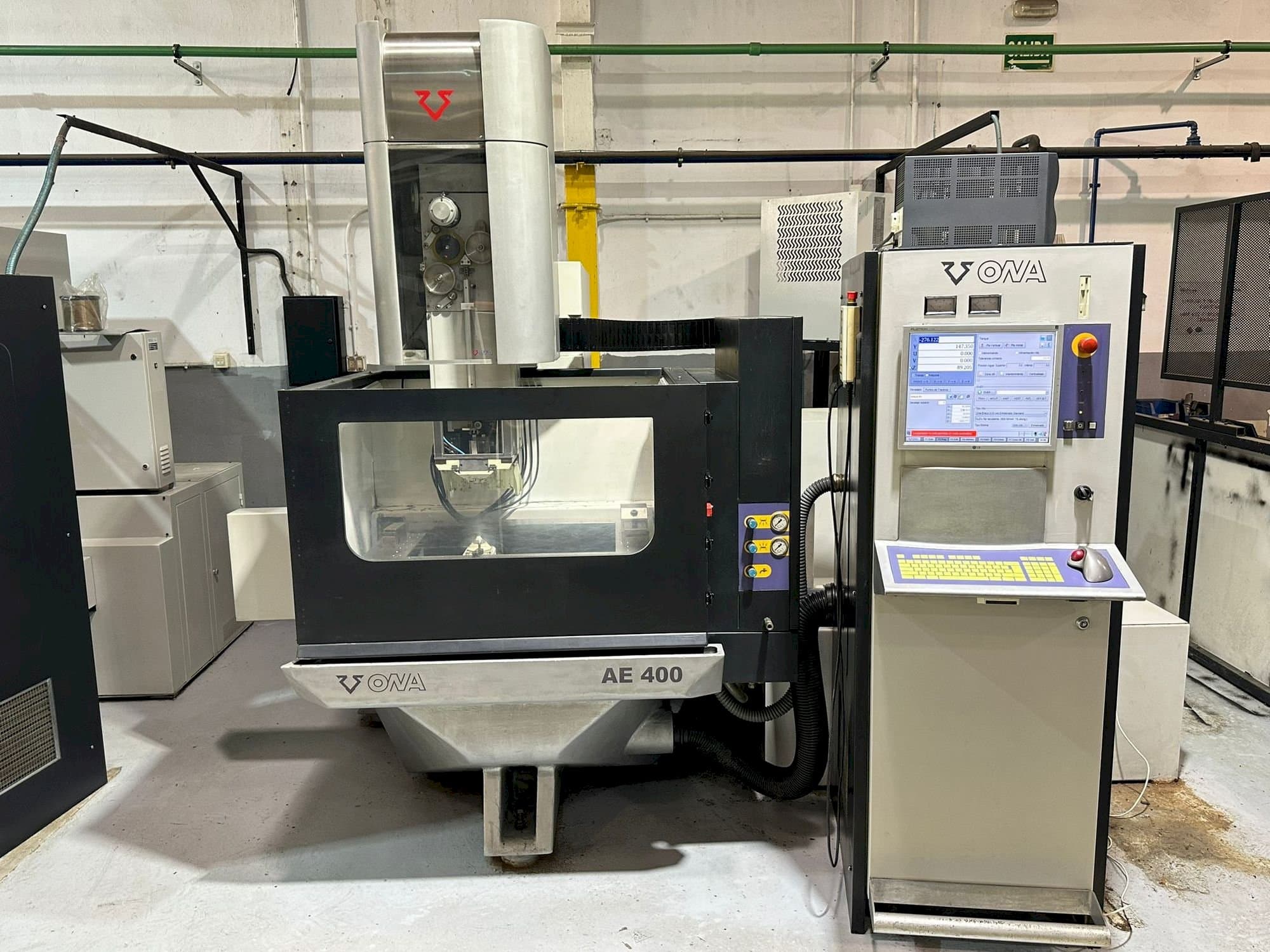 ONA AE400-maskinen framifrån