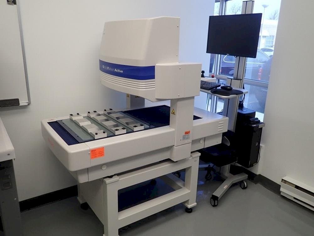 Mitutoyo QV-L404Z1L-D-maskinen framifrån