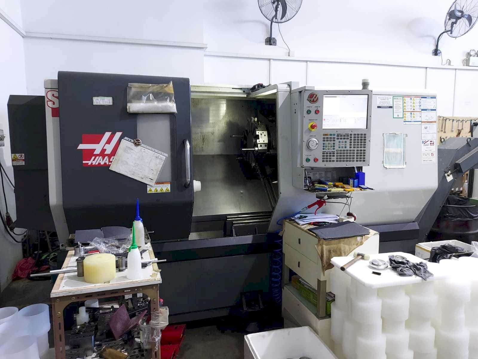 HAAS ST-30-maskinen framifrån