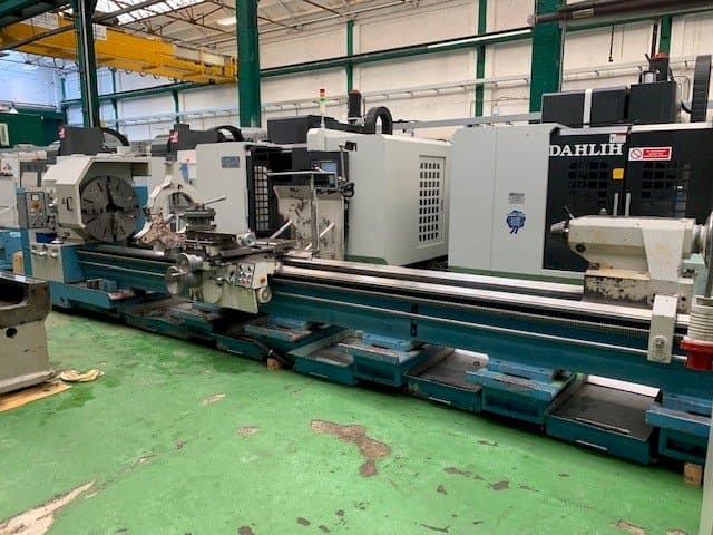 Poreba TPK 80x5000-maskinen framifrån