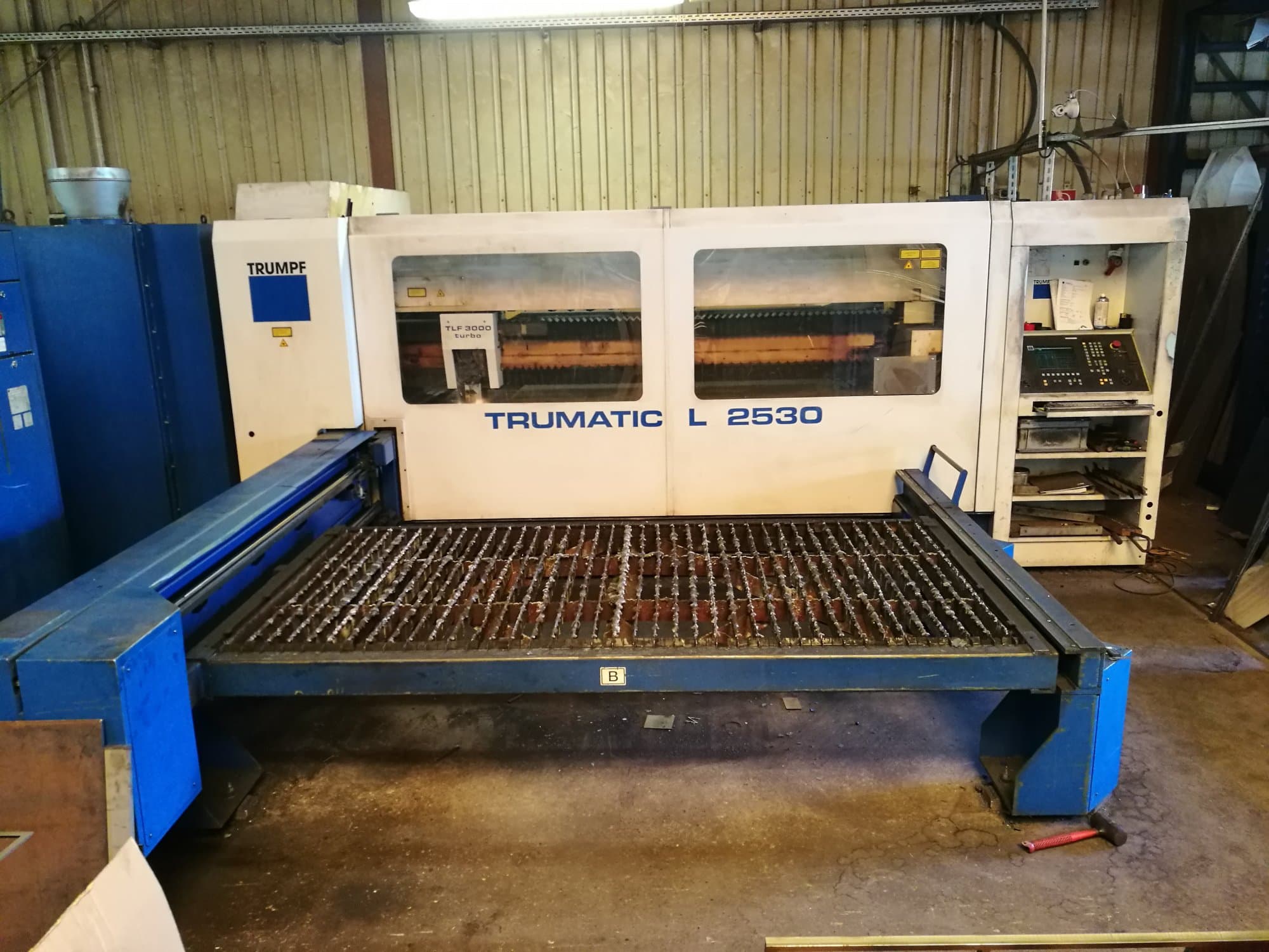 Trumpf-maskinen framifrånTrumatic L2530