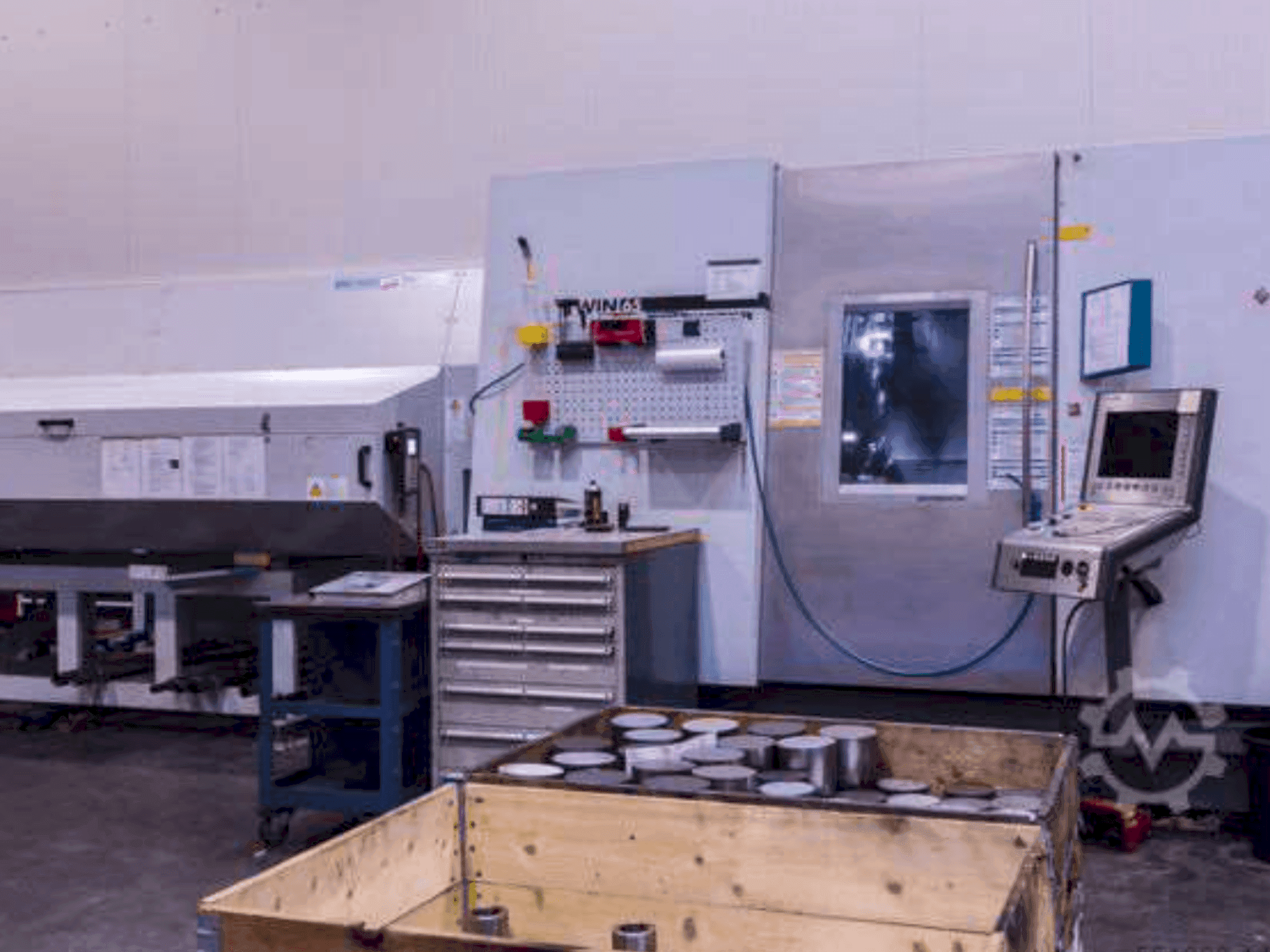 DMG Gildemeister Twin 65 (2004)-maskinen framifrån