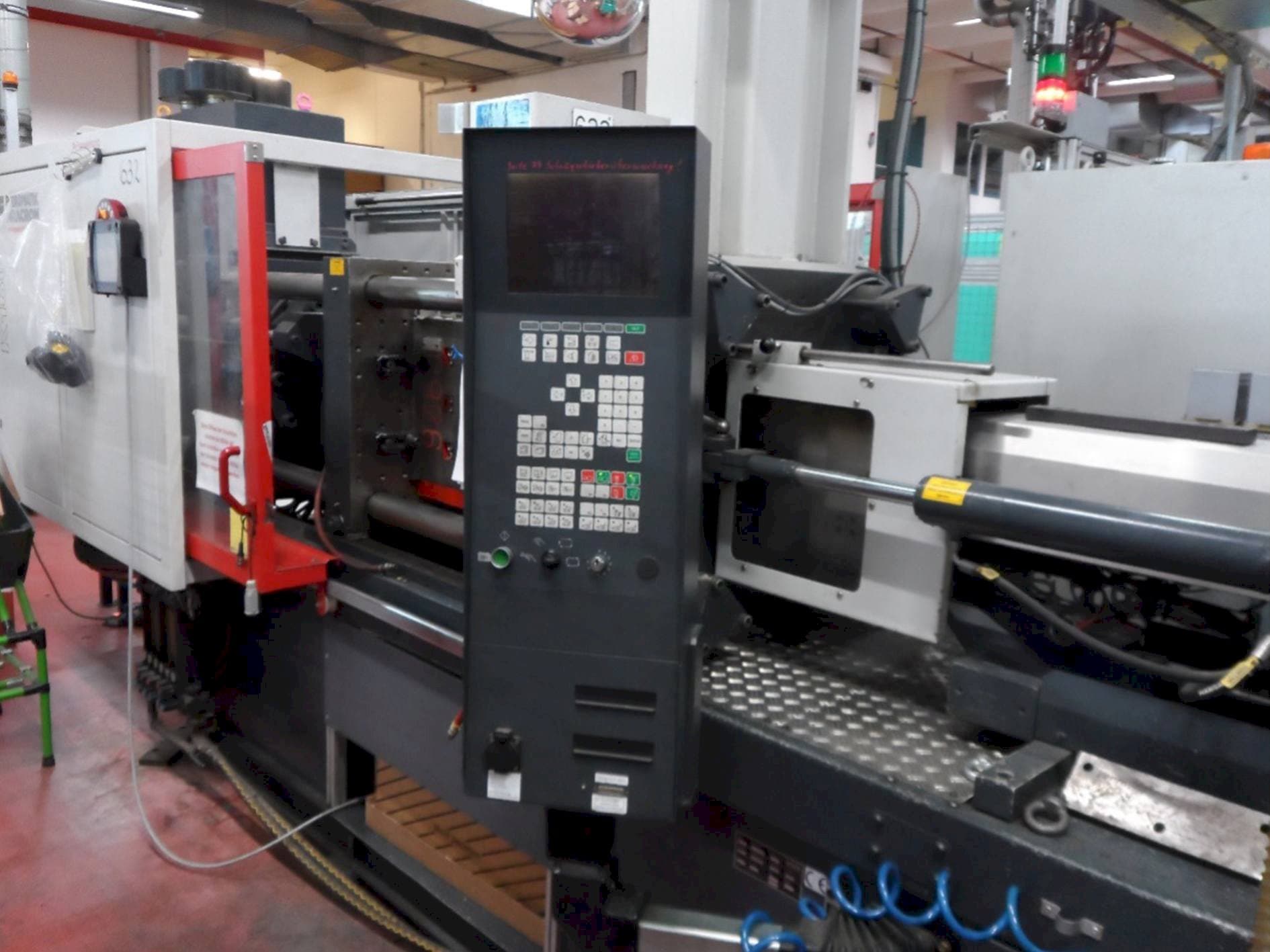 FERROMATIK MILACRON K-Tec 160S-maskinen framifrån