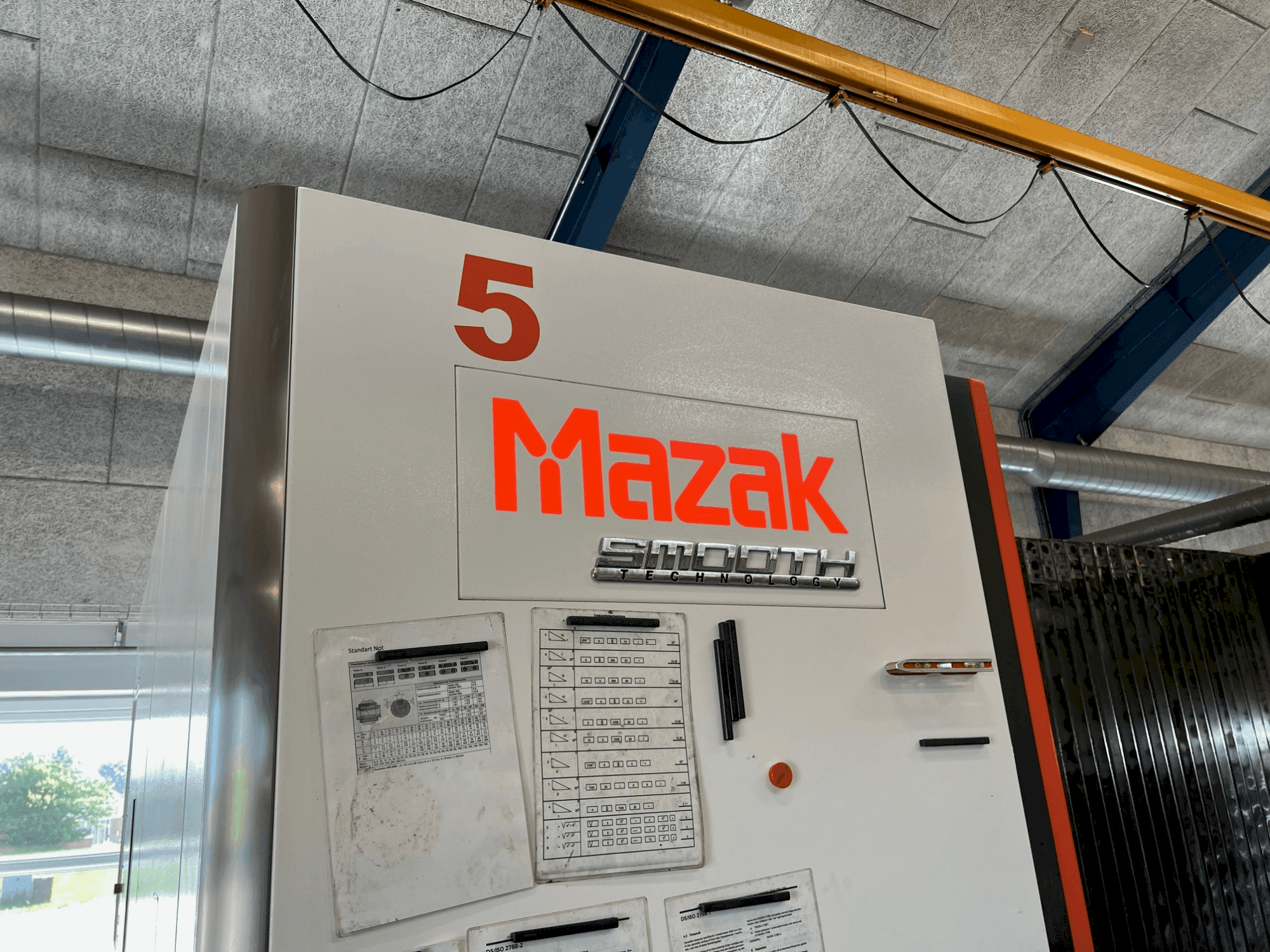 Mazak VTC-530C-maskinen framifrån