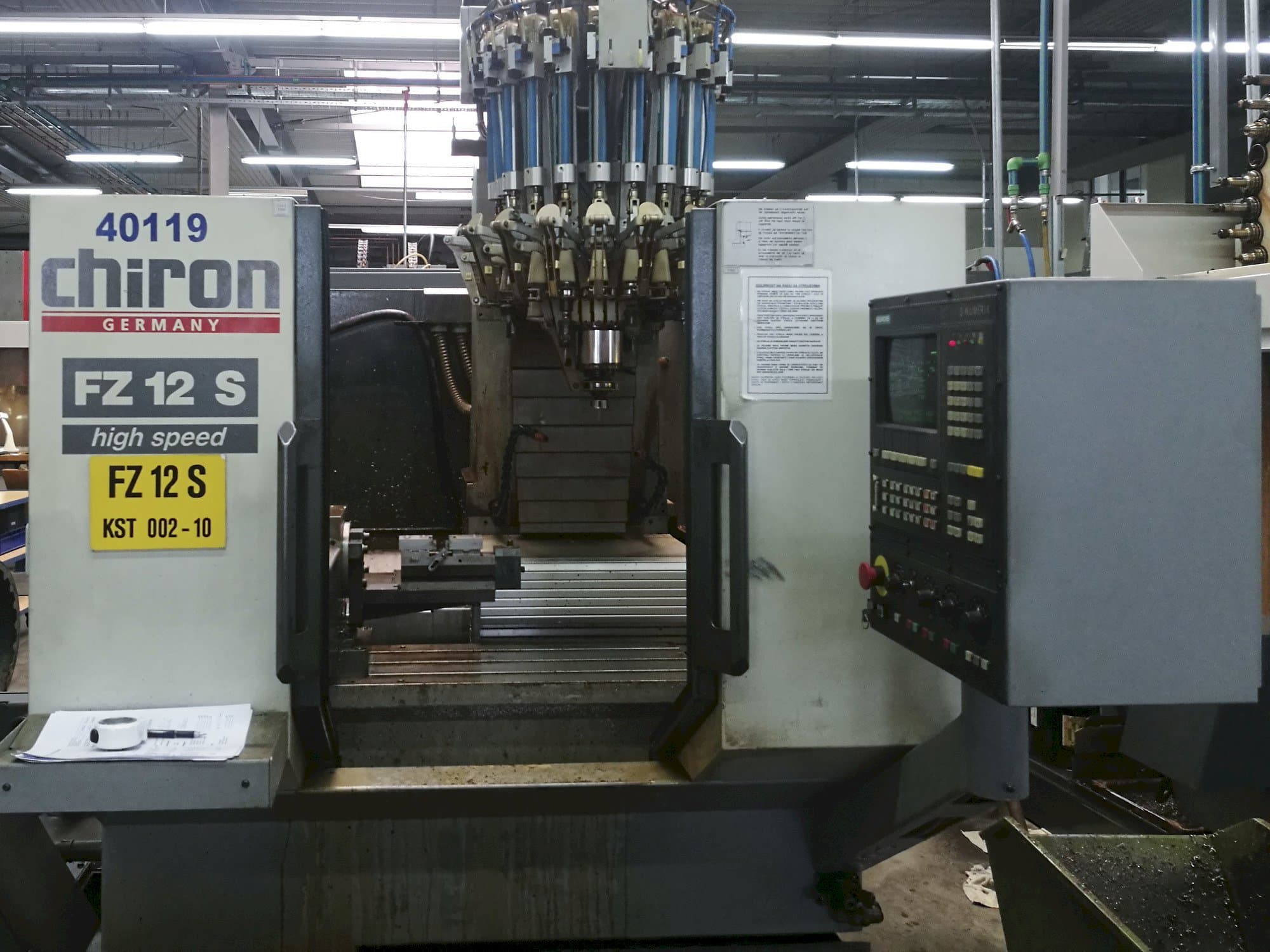 CHIRON FZ 12 S-maskinen framifrån