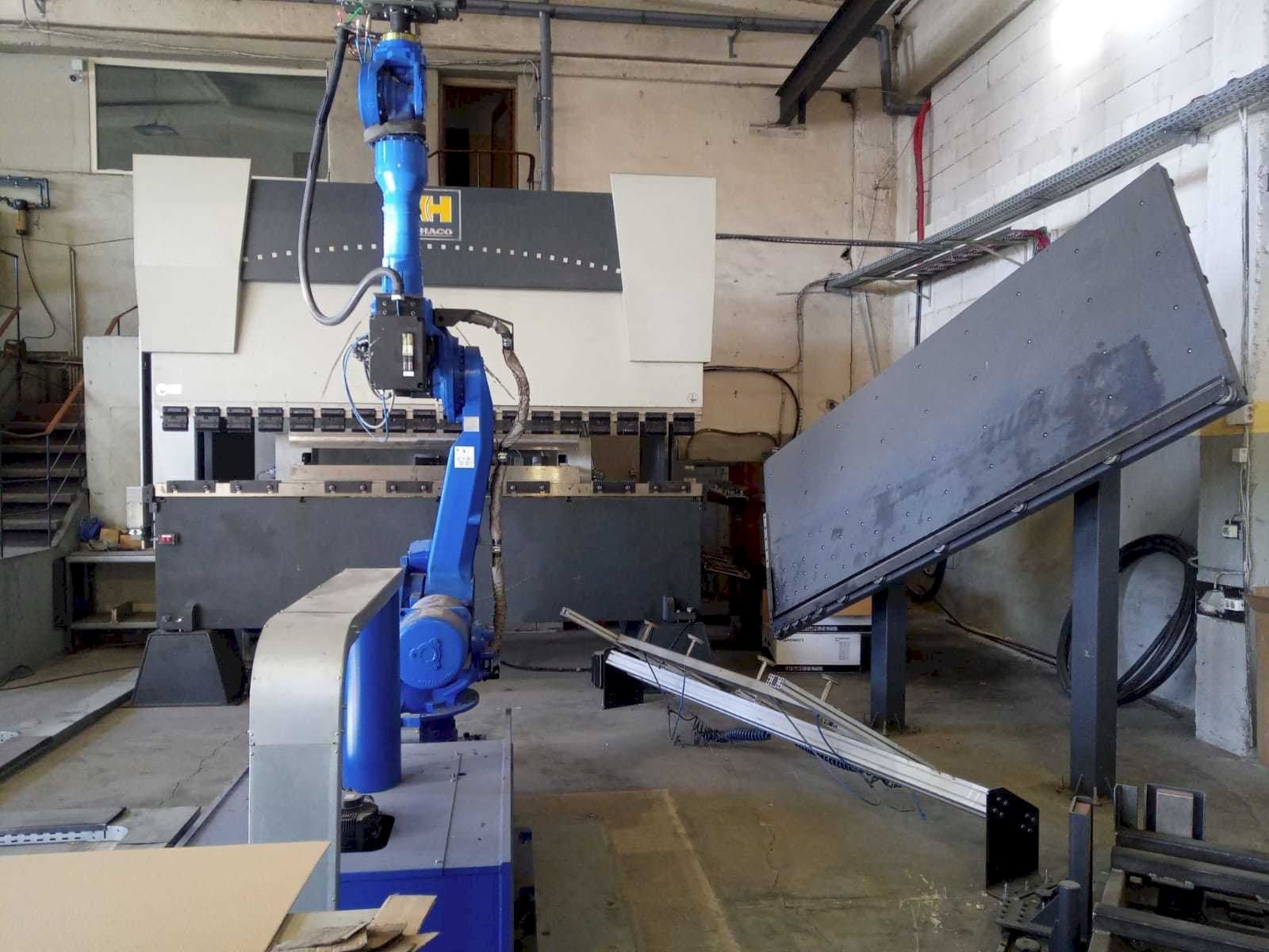 HACO ERM 36150-maskinen framifrån