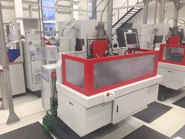 EMCO Emcomat FB-450 MC-maskinen framifrån