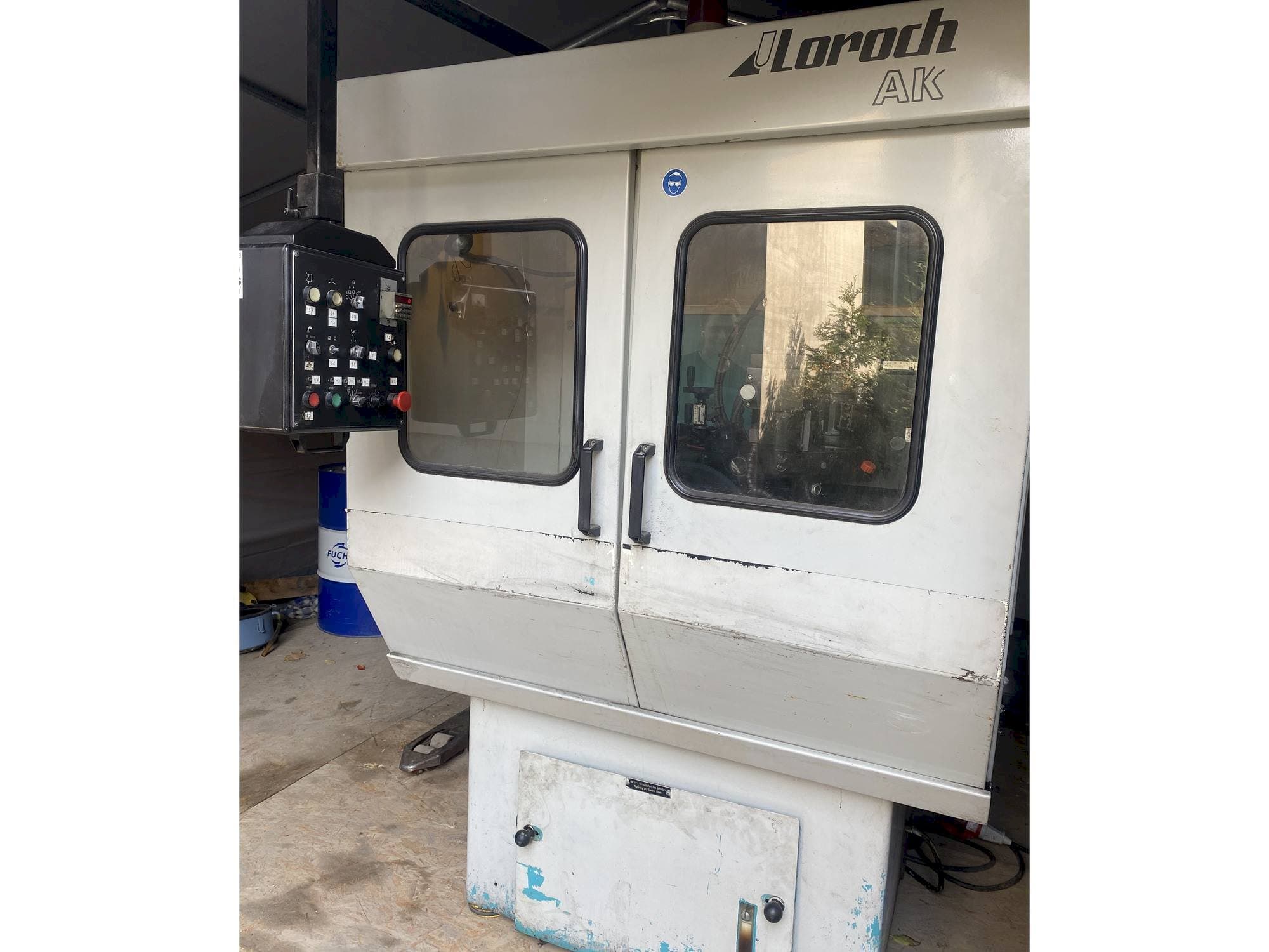 Loroch AK-maskinen framifrån