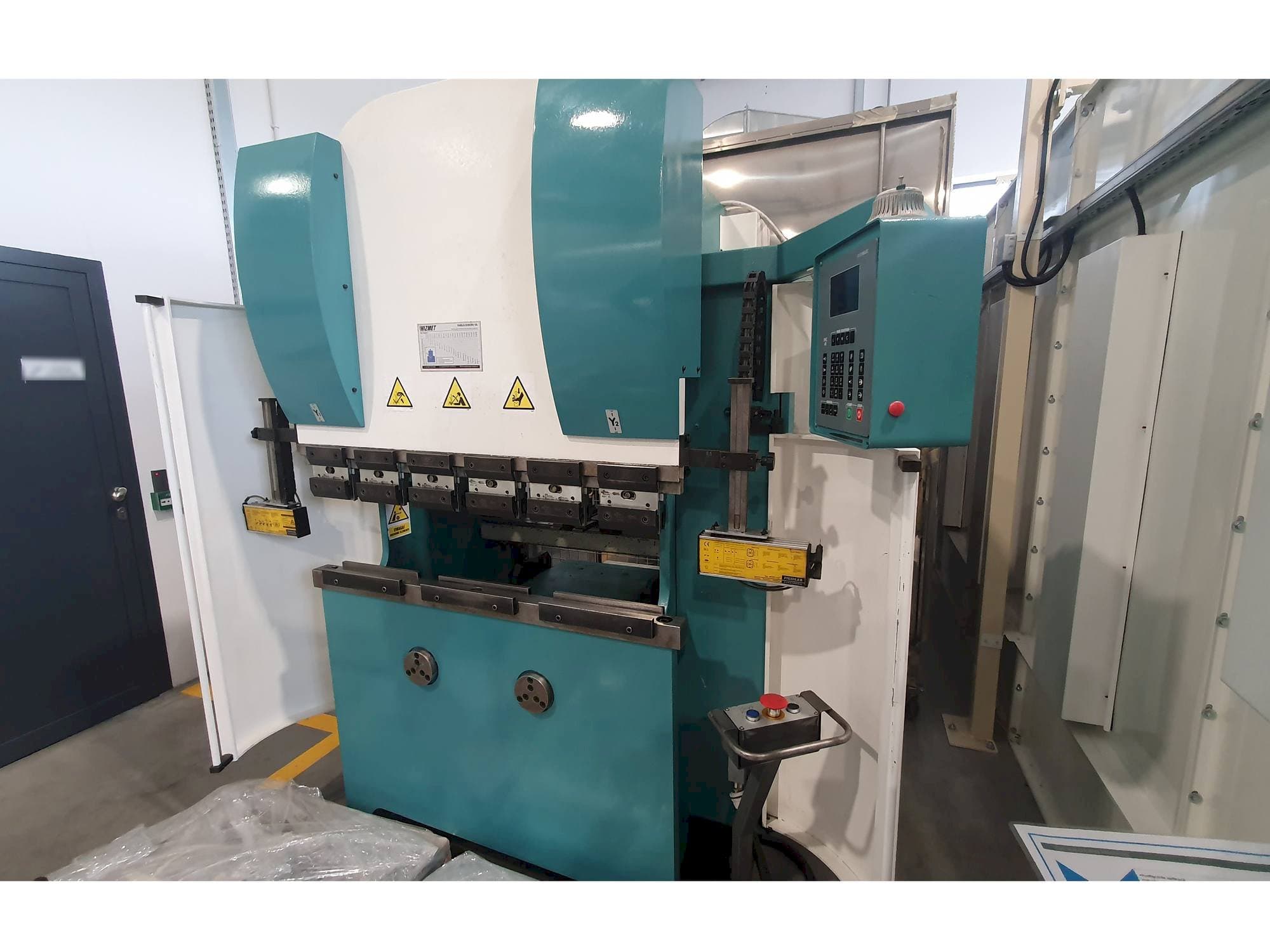 Vimercati PHSY 30X1250-maskinen framifrån