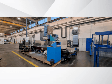 TOS KUŘIM FS 100 S/A3-maskinen framifrån