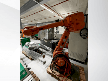ABB IRB 4600-maskinen framifrån