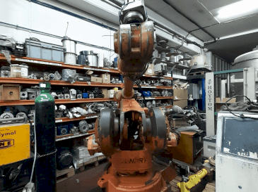 ABB IRB 4400  (2018)-maskinen framifrån