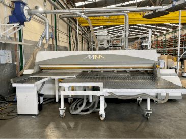 MACMAZZA Top Saw-maskinen framifrån