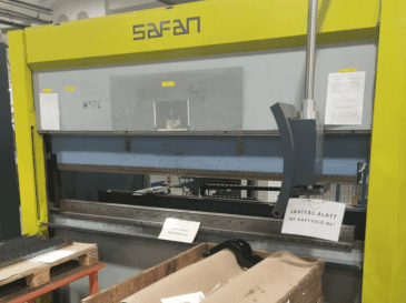 Safan E-Brake 80-2550 TS 1-maskinen framifrån
