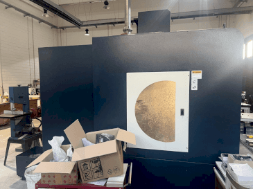 Johnford Dart VMC 1000A HI TECH-maskinen framifrån