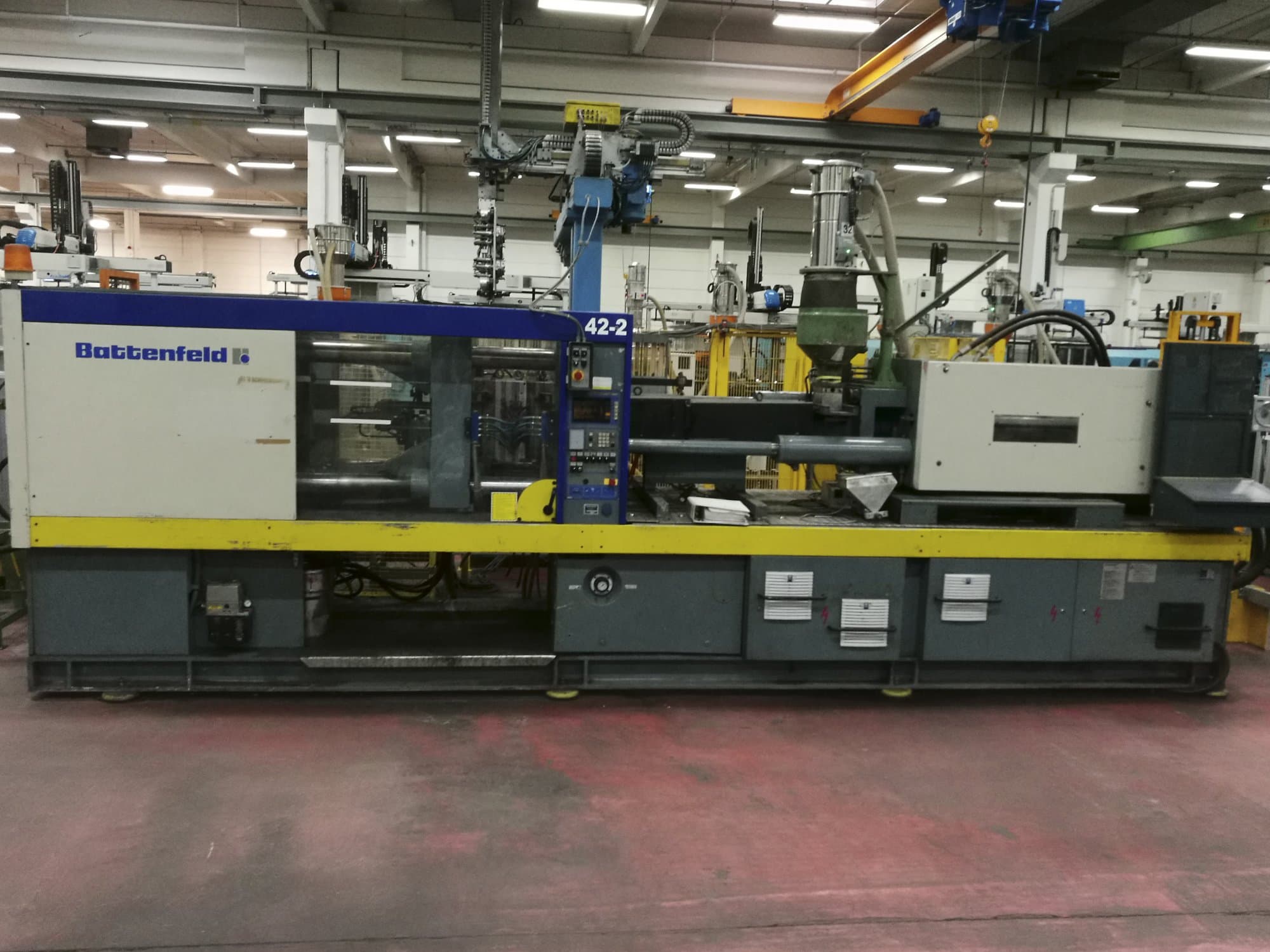 Battenfeld-maskinen framifrånBKT 2500/1400