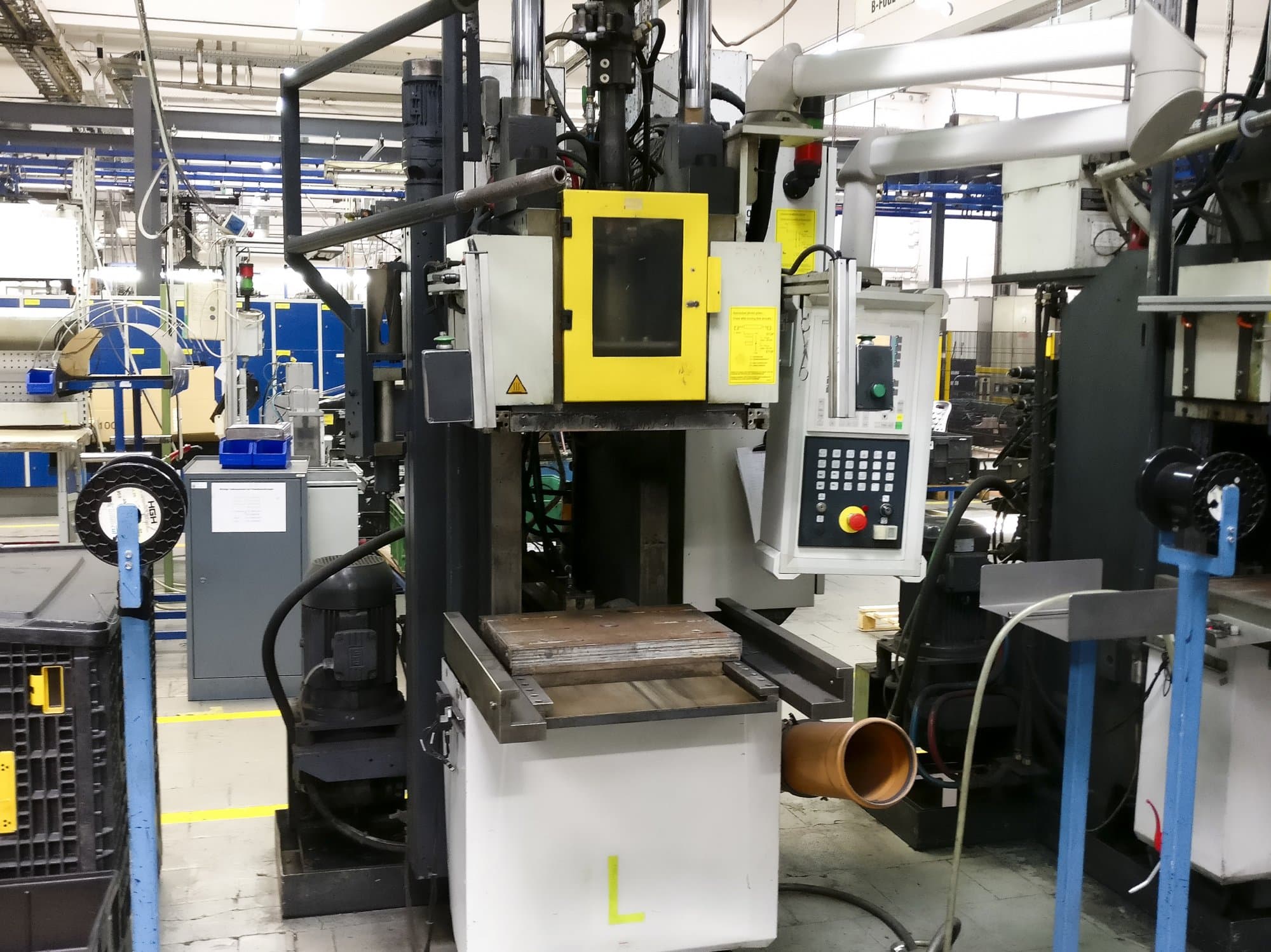 Kloeckner Desma-maskinen framifrån956.050 ZO