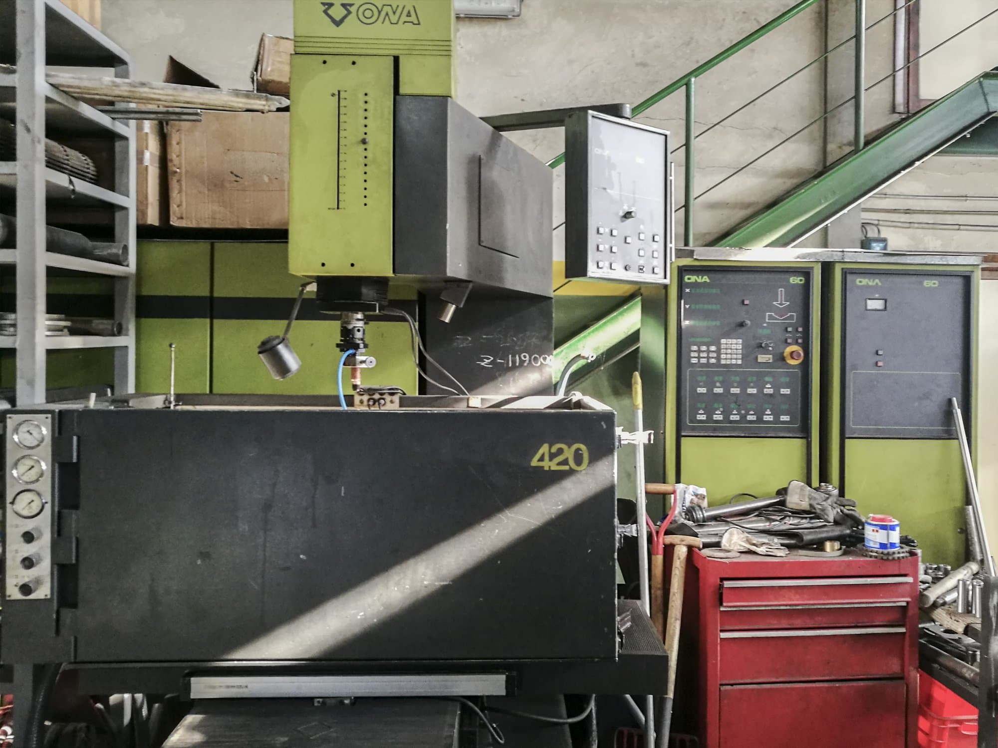 ONA-maskinen framifrånONAMATIC 420