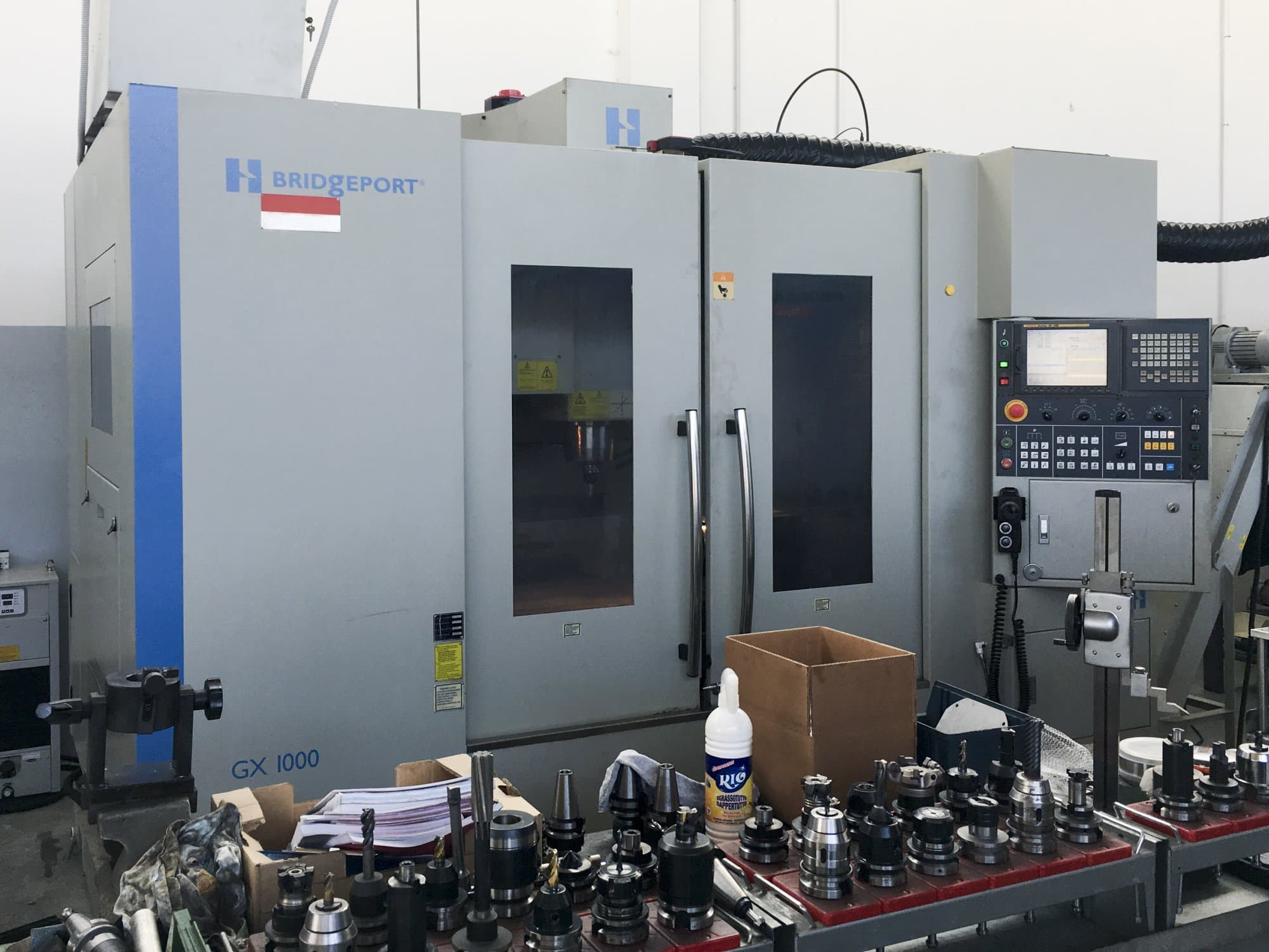 1 Bridgeport-maskinen framifrånGX 1000