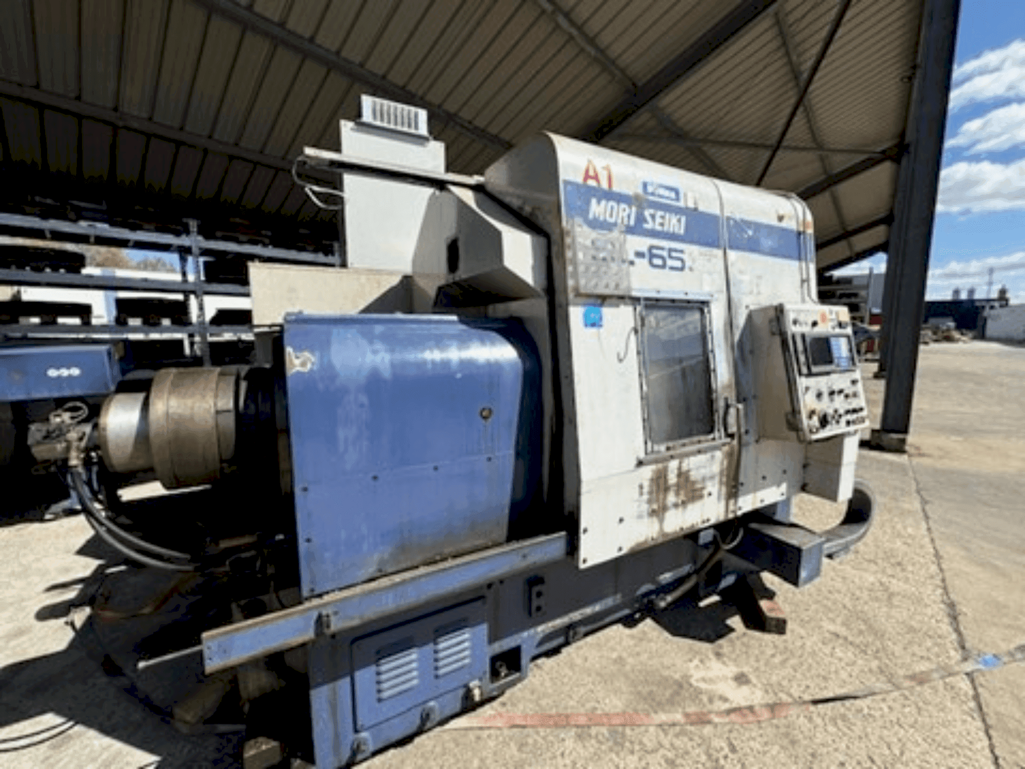 MORI SEIKI SL-65C-maskinen framifrån