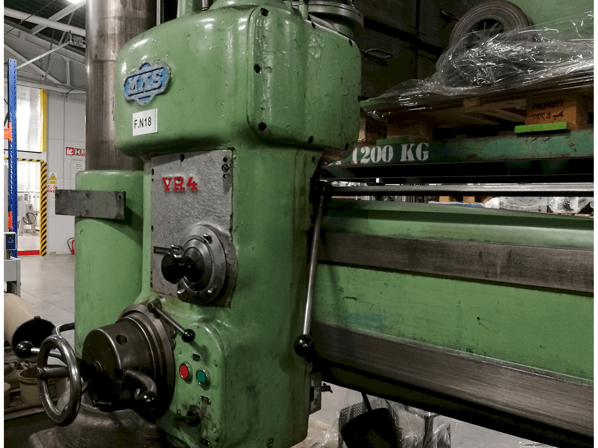 KOVOSVIT MAS-maskinen sedd från vänsterVR 4