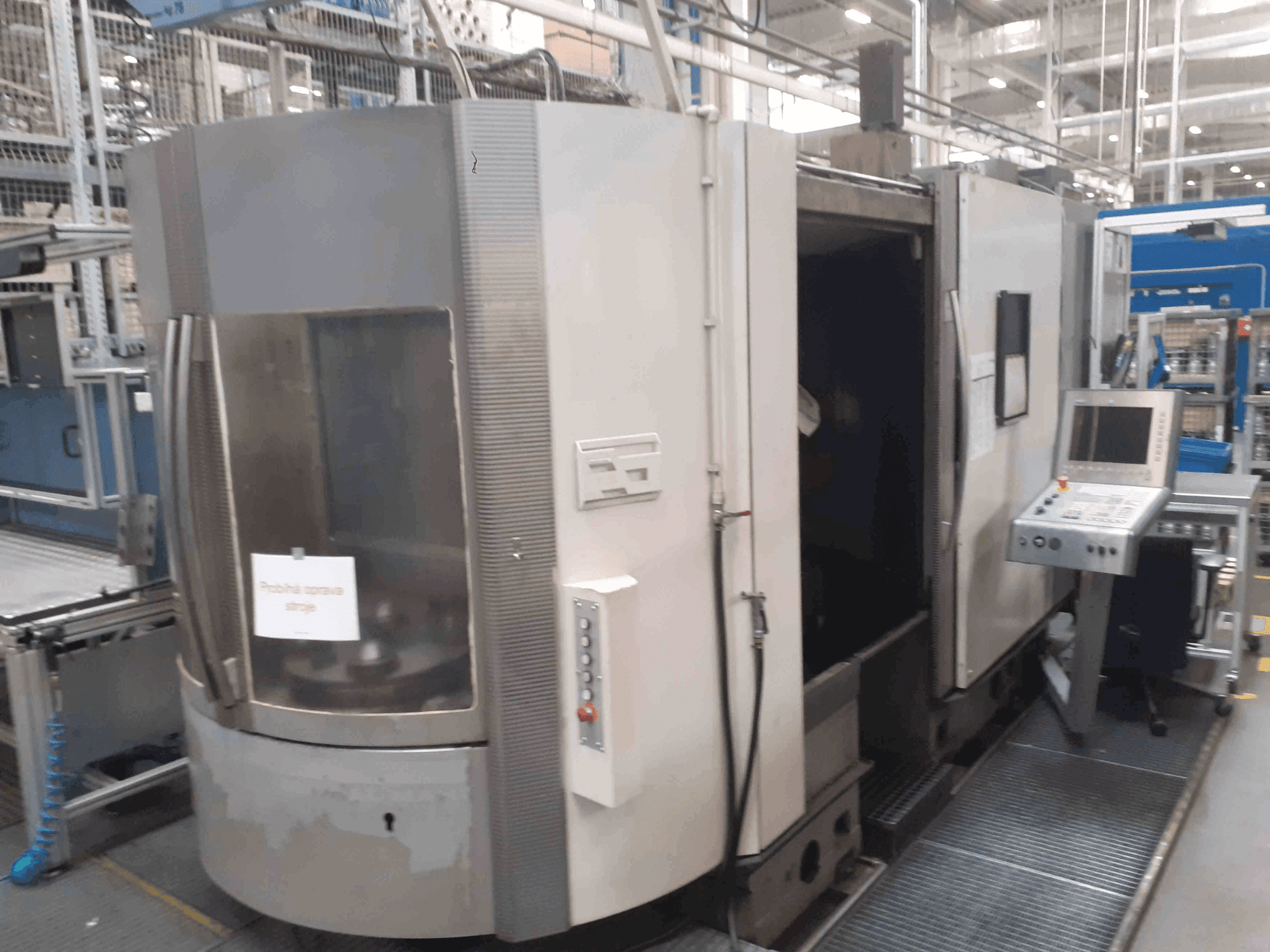 DMG DECKEL MAHO DMC 80H-maskinen framifrån