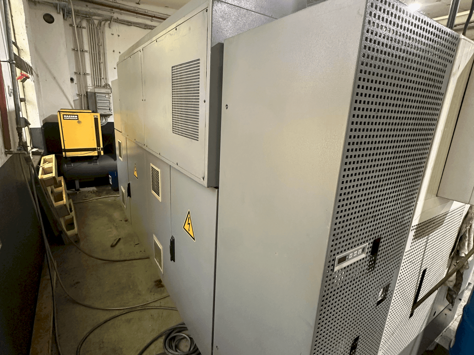 DMG CTX 420 Linear V6-maskinen bakifrån