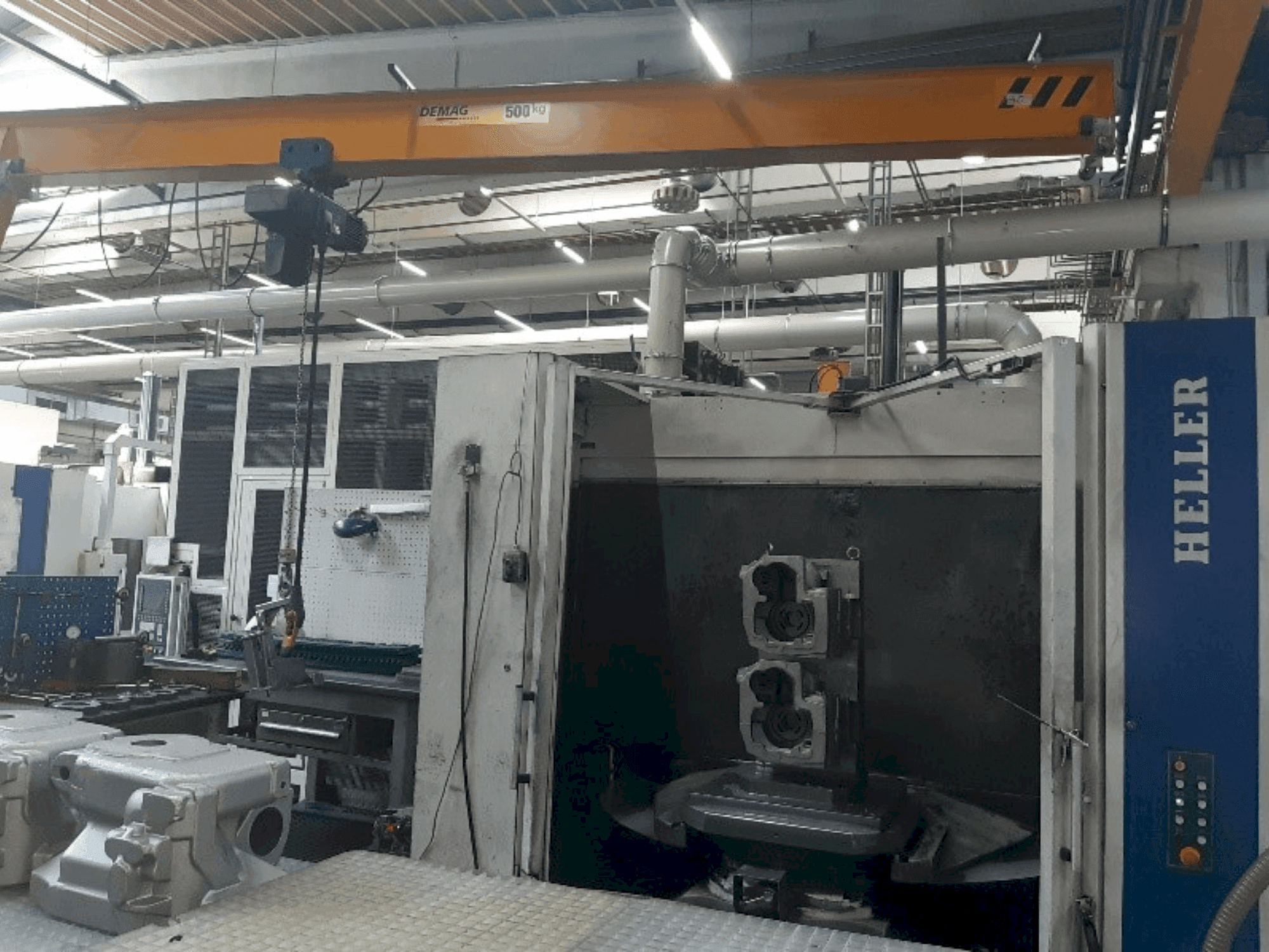 HELLER MCH 350-maskinen framifrån