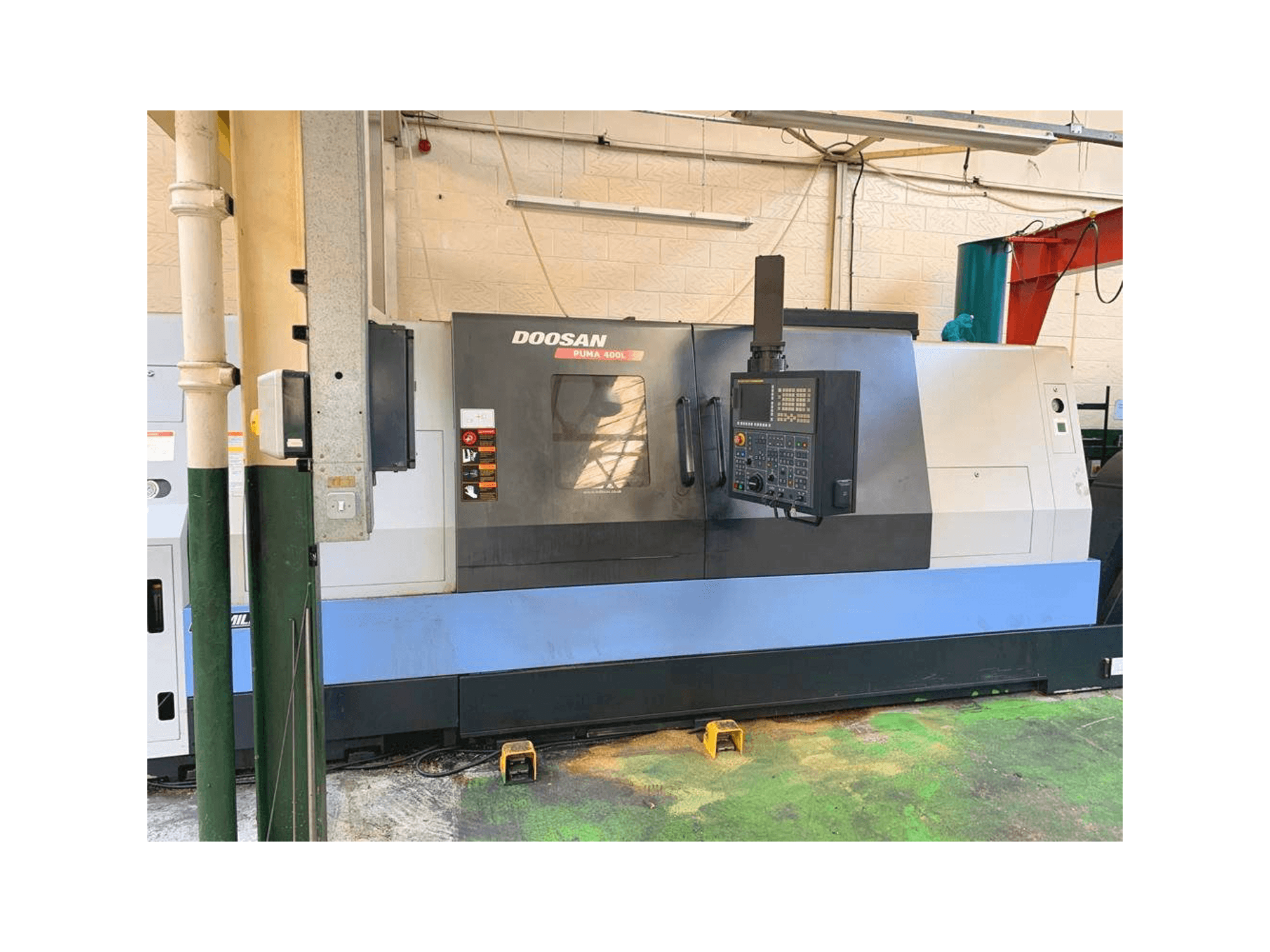 Doosan Puma 400LB-maskinen framifrån