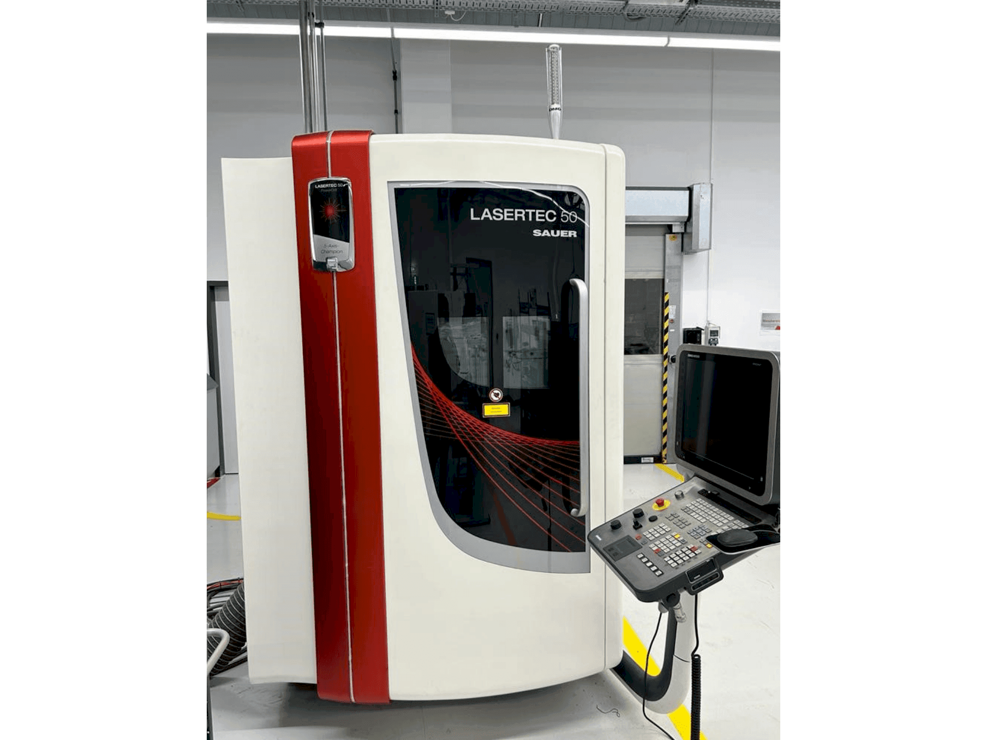 DMG SAUER LASERTEC 50-maskinen framifrån