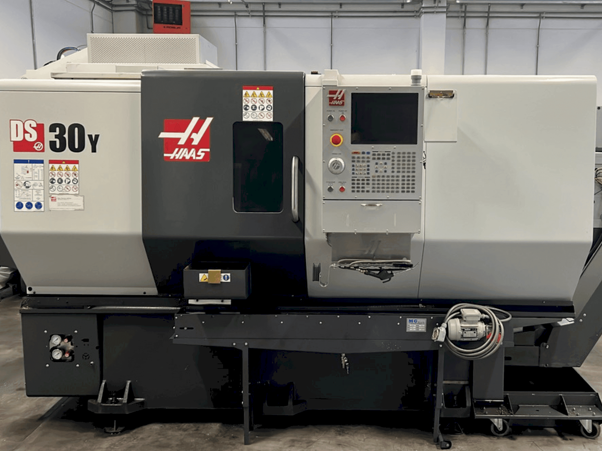 HAAS DS30Y-maskinen framifrån