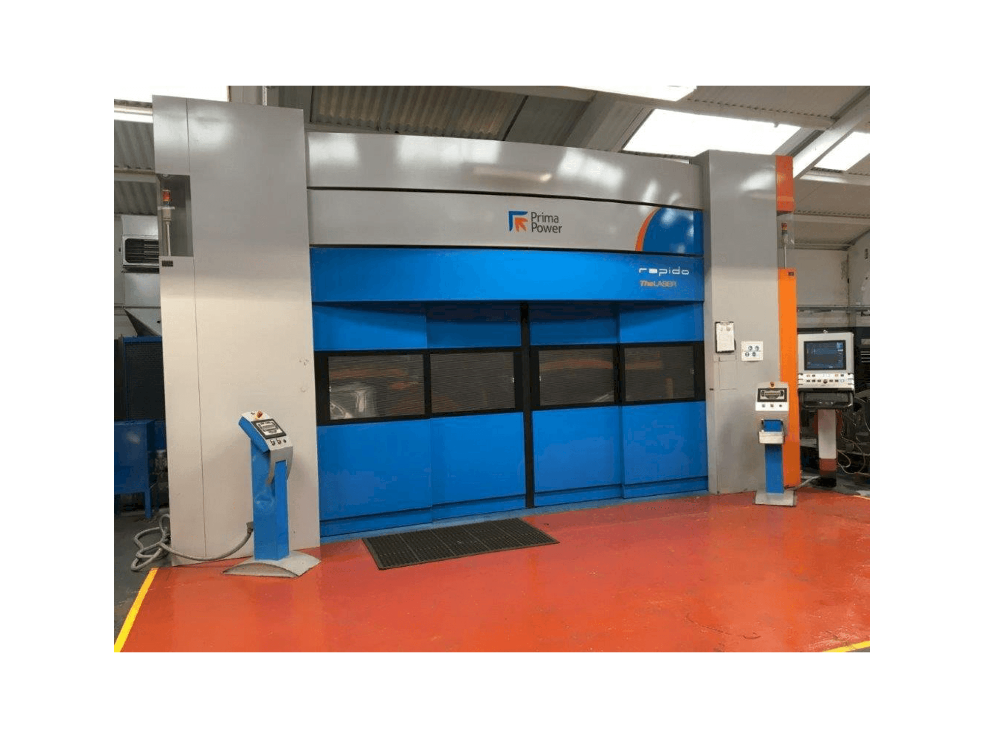 Prima Power RAPIDO CP 4000-maskinen framifrån