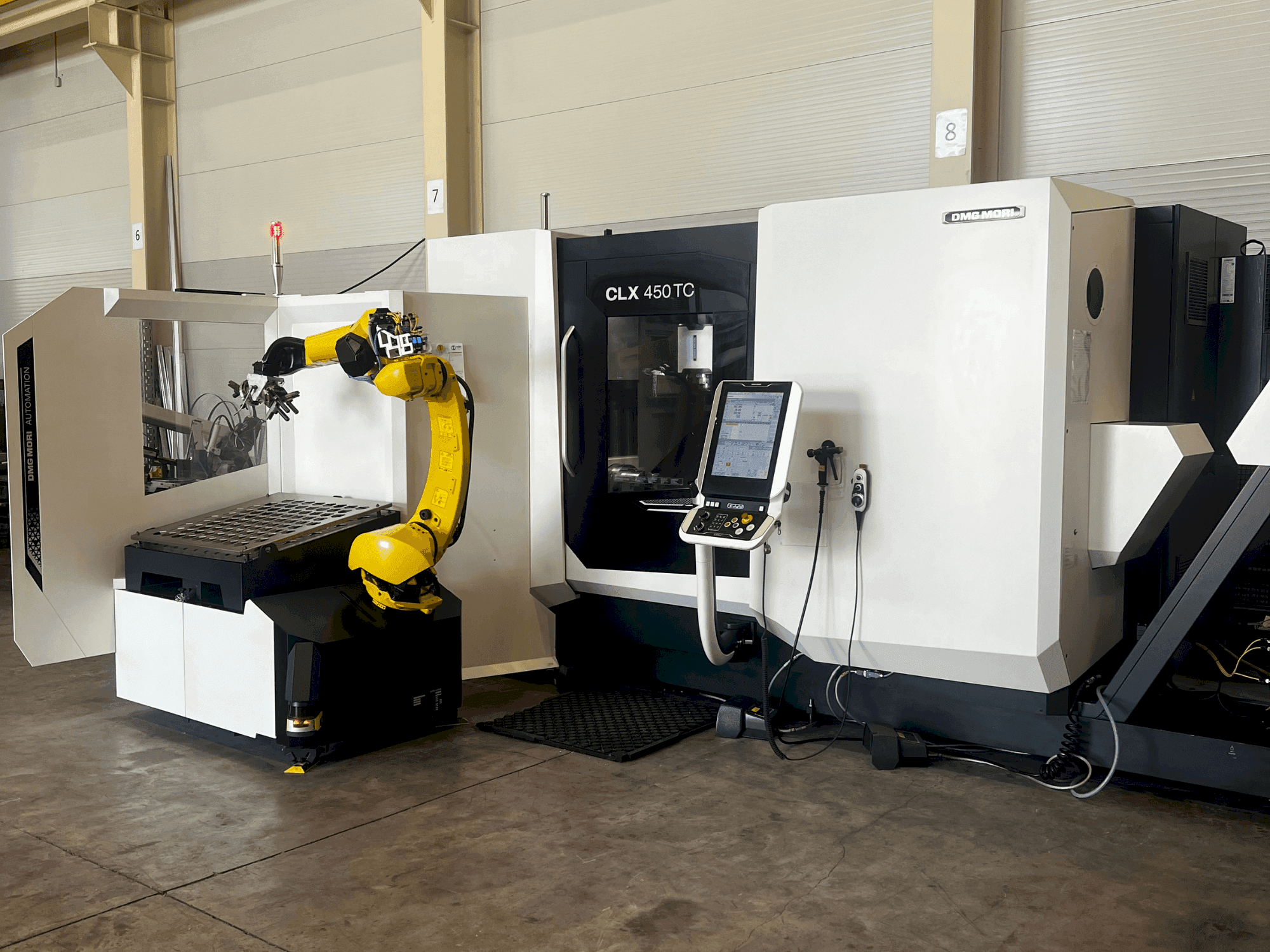 DMG MORI CLX 450 TC-maskinen framifrån