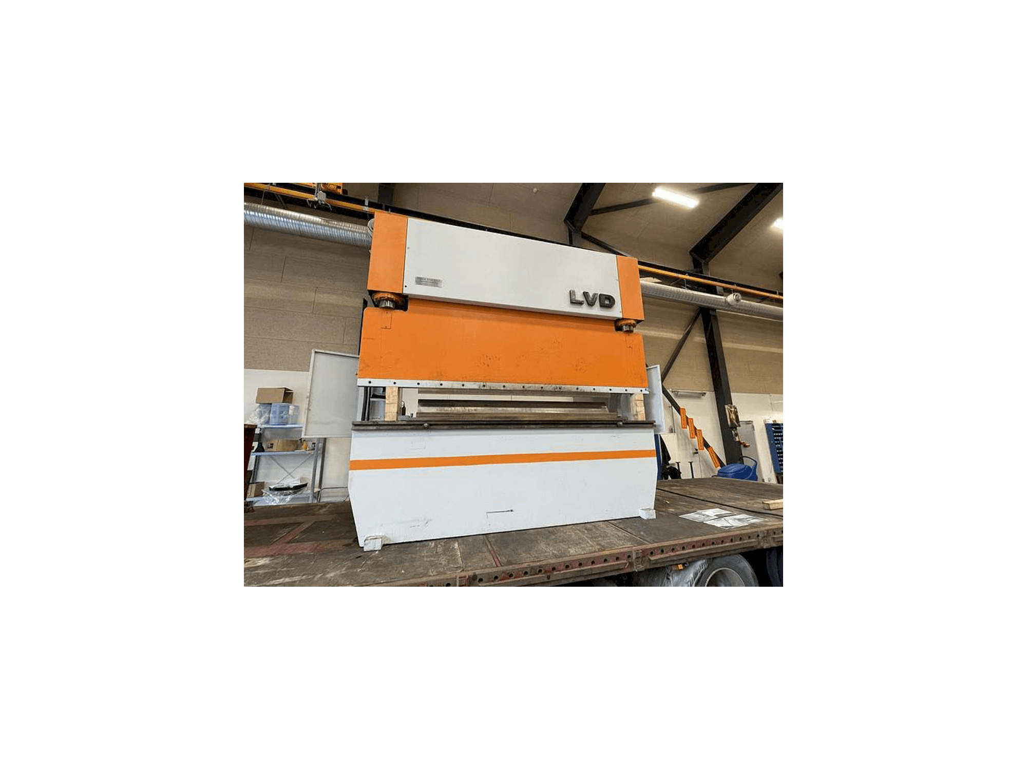 LVD PP 100-maskinen framifrån