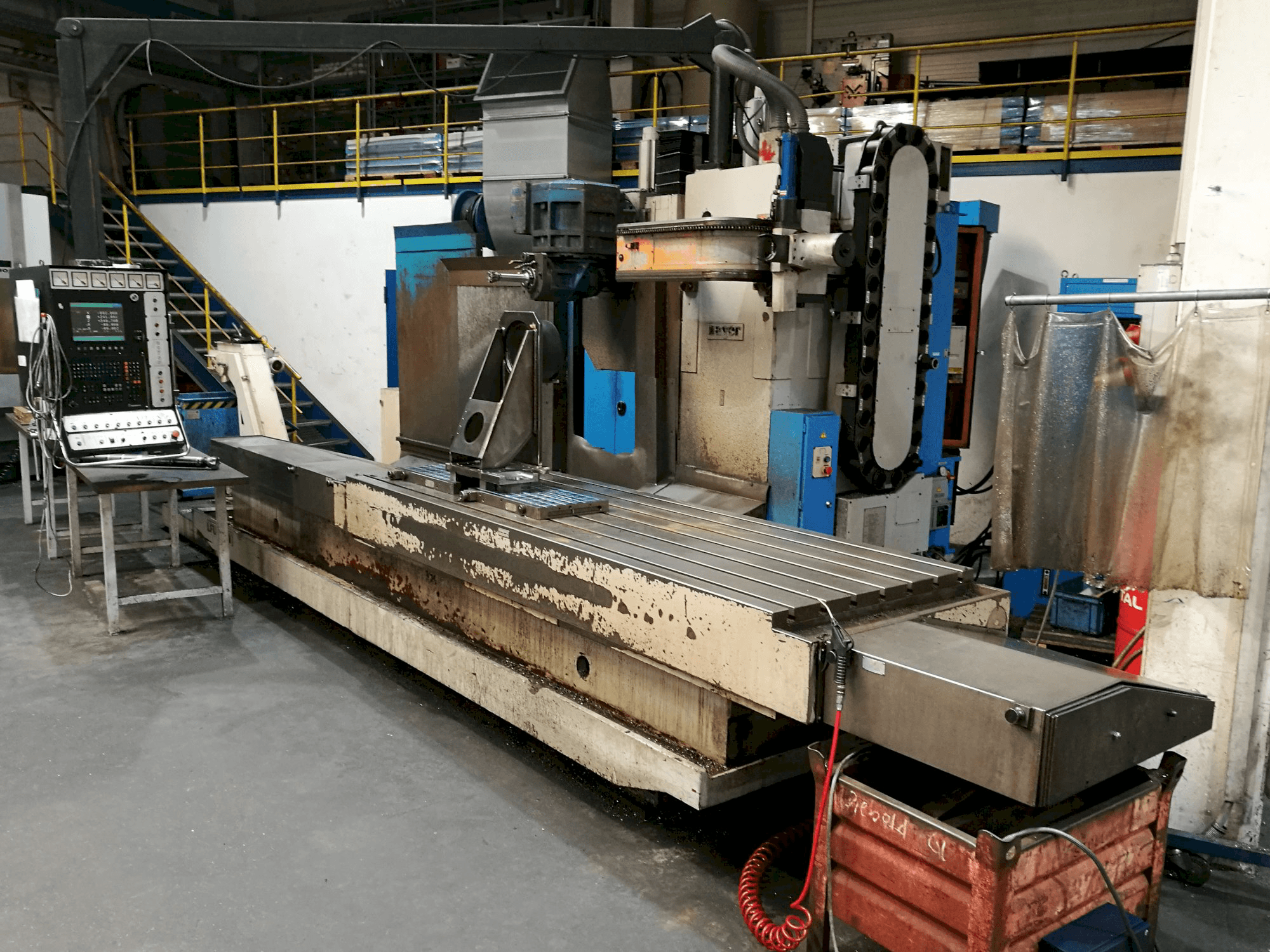 Zayer-maskinen sedd från högerLFU 3000