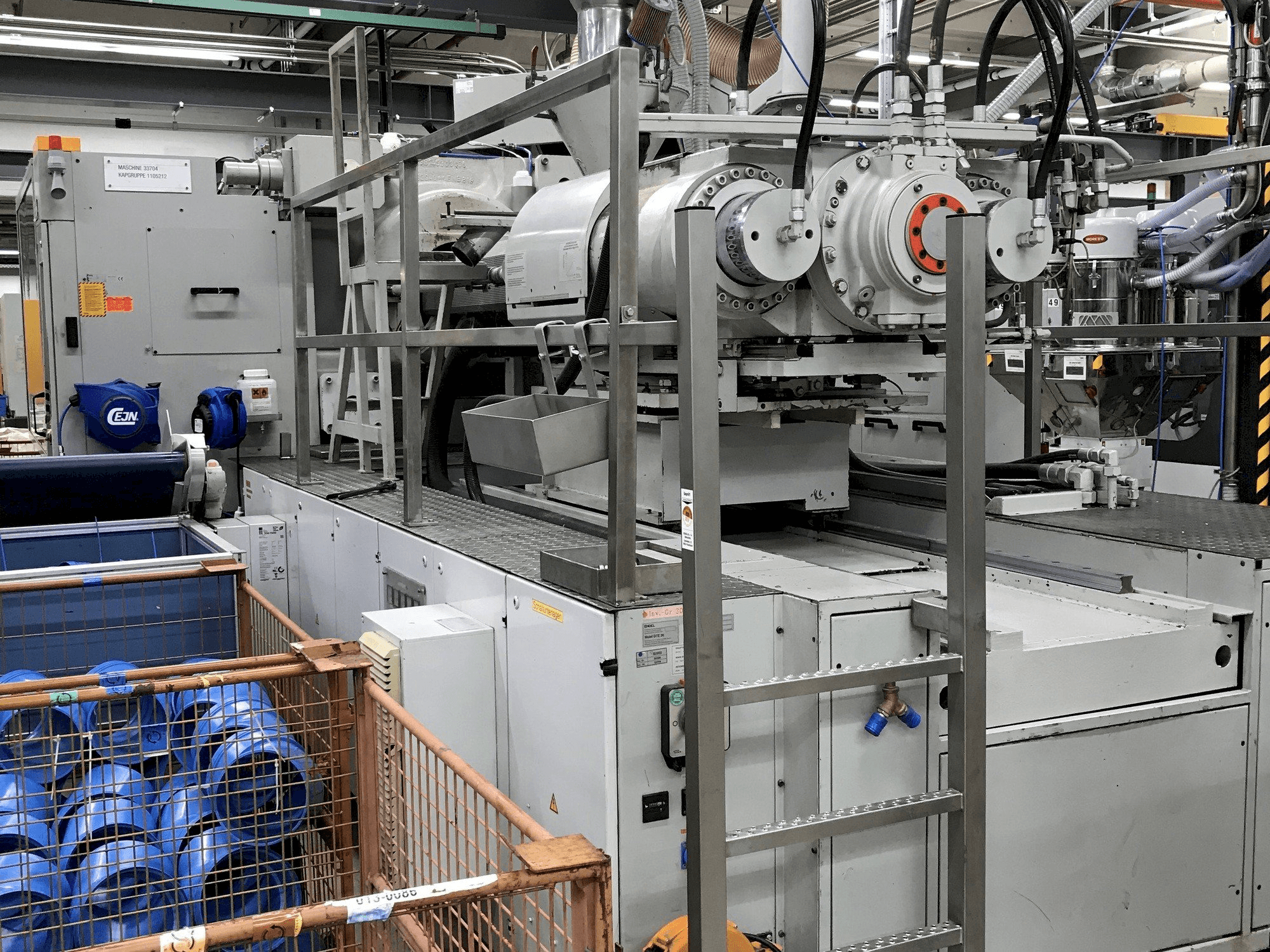 ENGEL ES 3550/550 EC 100-maskinen framifrån