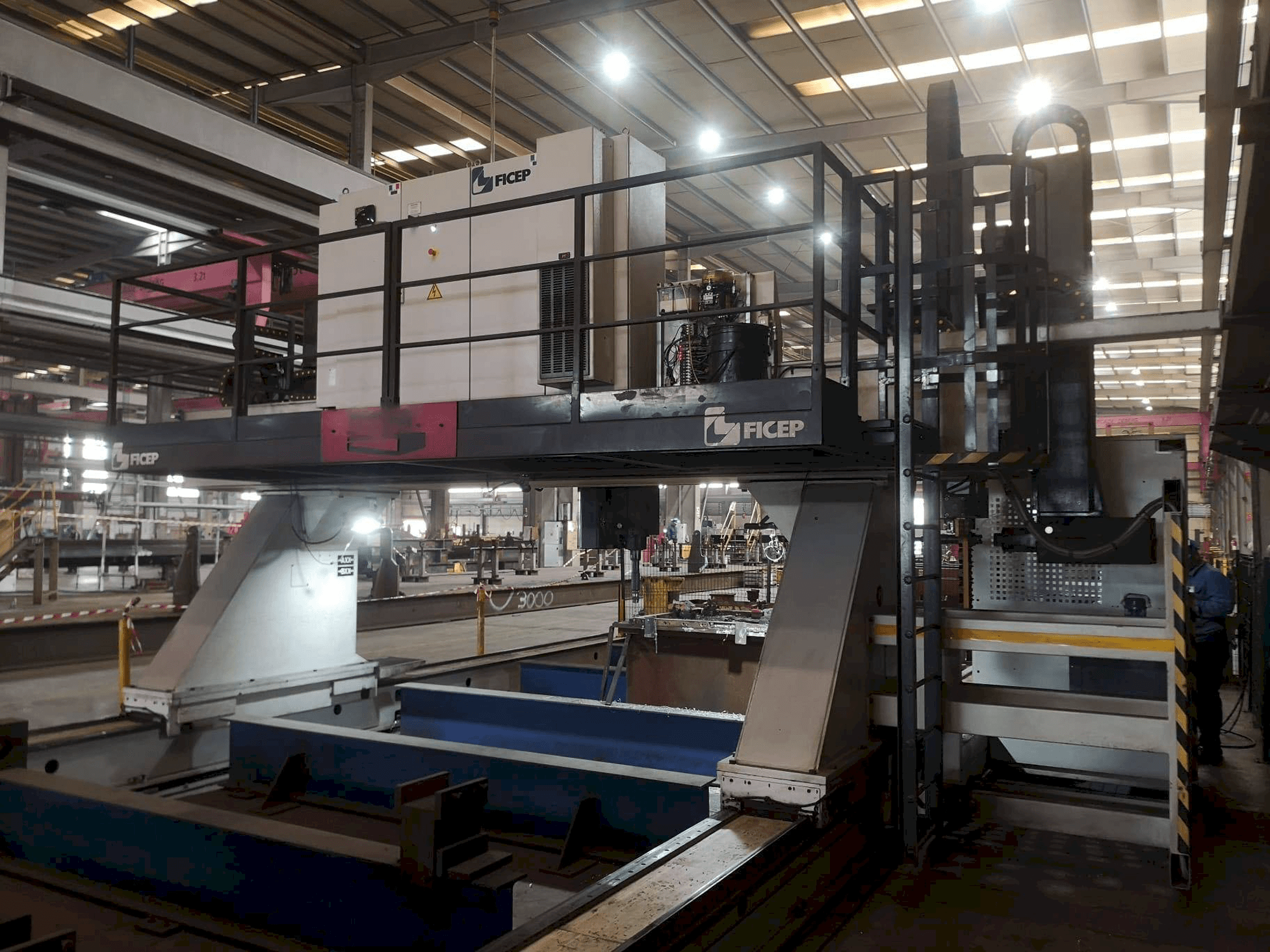 FICEP 3003/12 GDD-maskinen framifrån