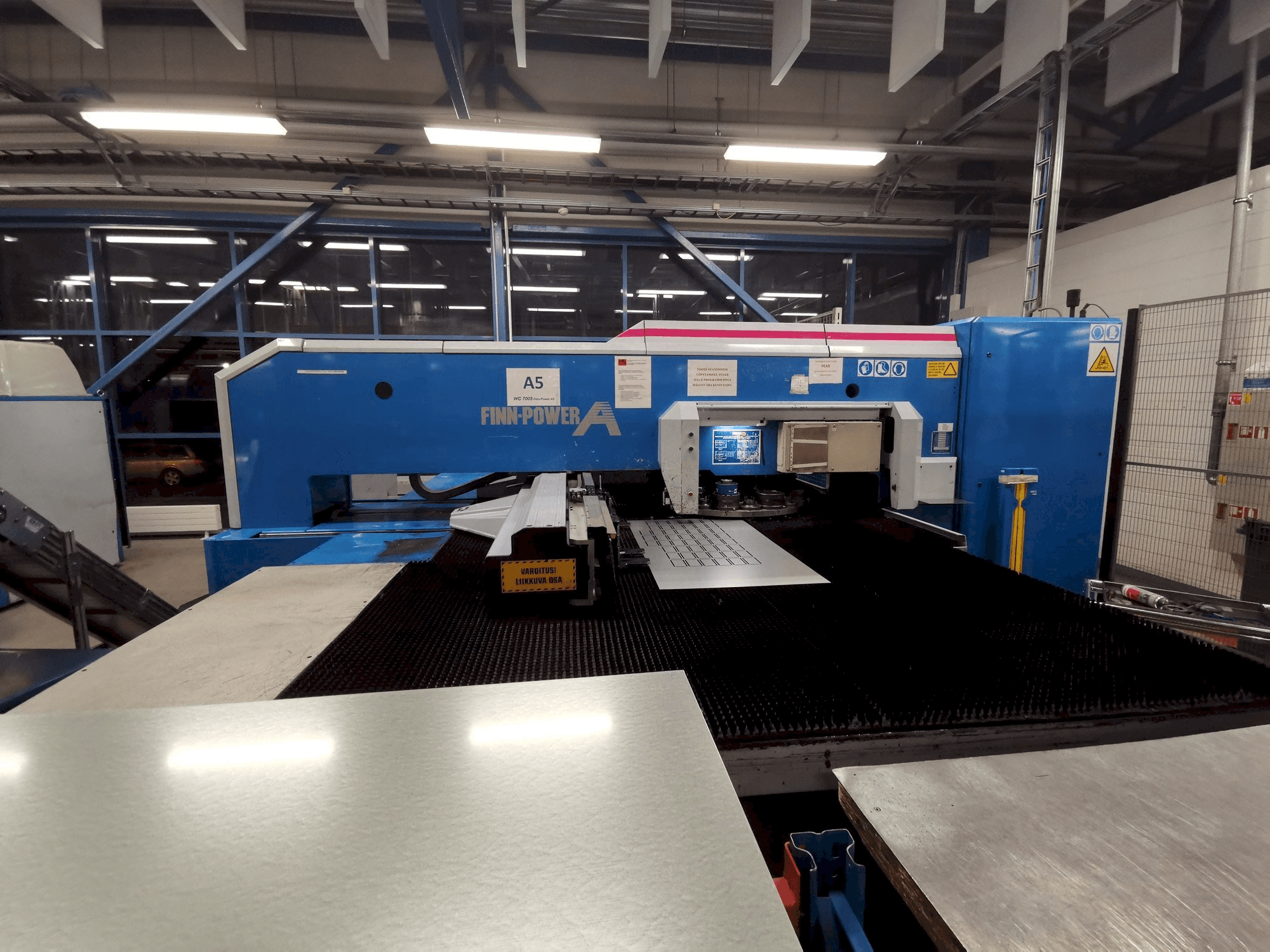 Finn-Power A5-20SB-maskinen framifrån